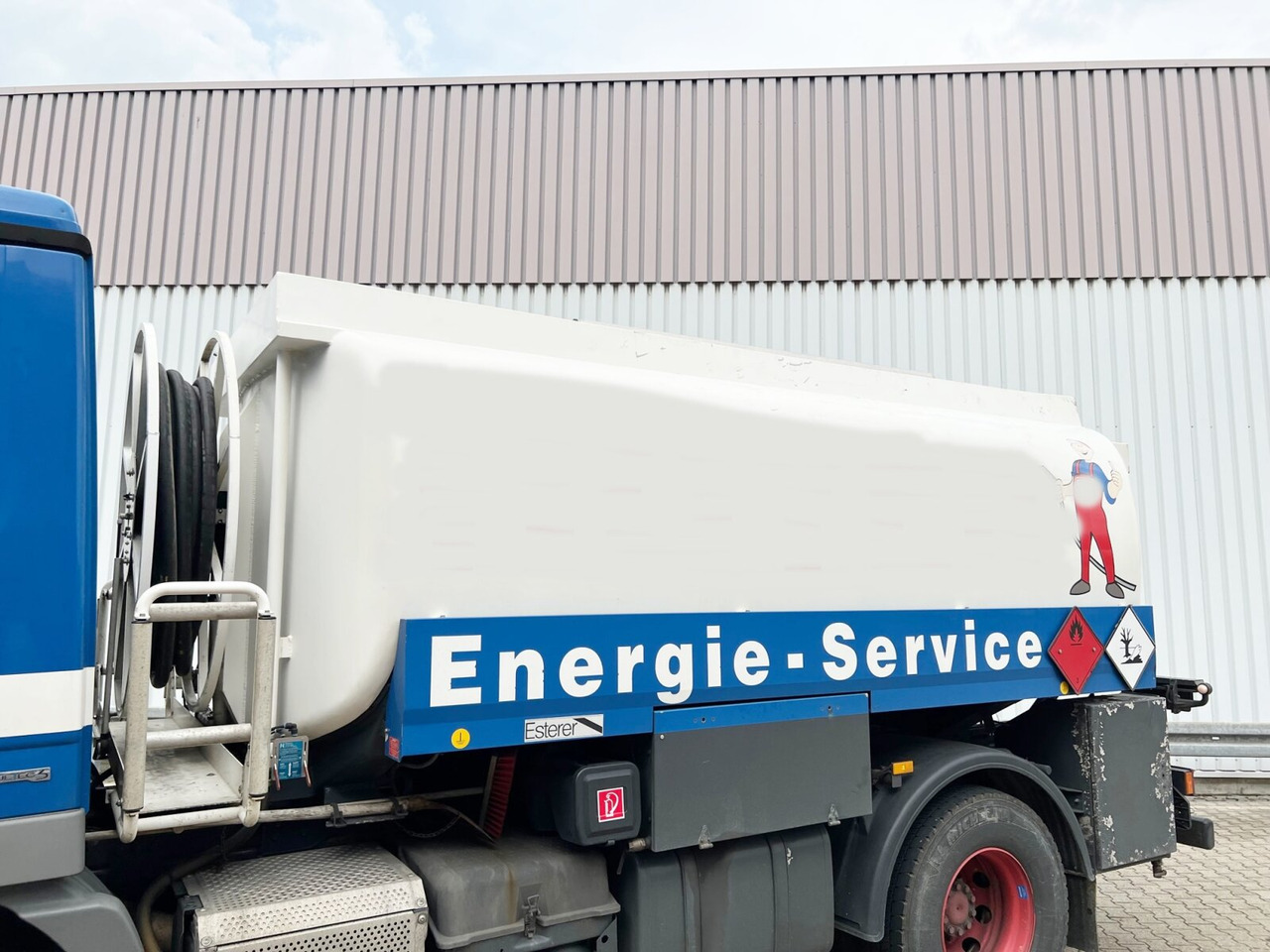 Mercedes-Benz Actros 1841 L 4x2 Actros 1841 L 4x2, Esterer-Tankaufbau, 3 Kammern, 14.000l, ADR - Tankbil: bilde 5 Mercedes-Benz Actros 1841 L 4x2 Actros 1841 L 4x2, Esterer-Tankaufbau, 3 Kammern, 14.000l, ADR - Tankbil: bilde 5
