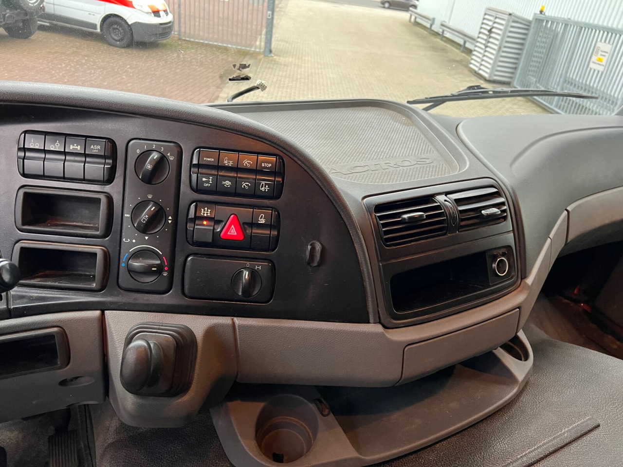 Mercedes-Benz Actros 2541 L 6x2 Actros 2541 L 6x2, Lenk-/Liftachse - Chassis lastebil: bilde 3 Mercedes-Benz Actros 2541 L 6x2 Actros 2541 L 6x2, Lenk-/Liftachse - Chassis lastebil: bilde 3