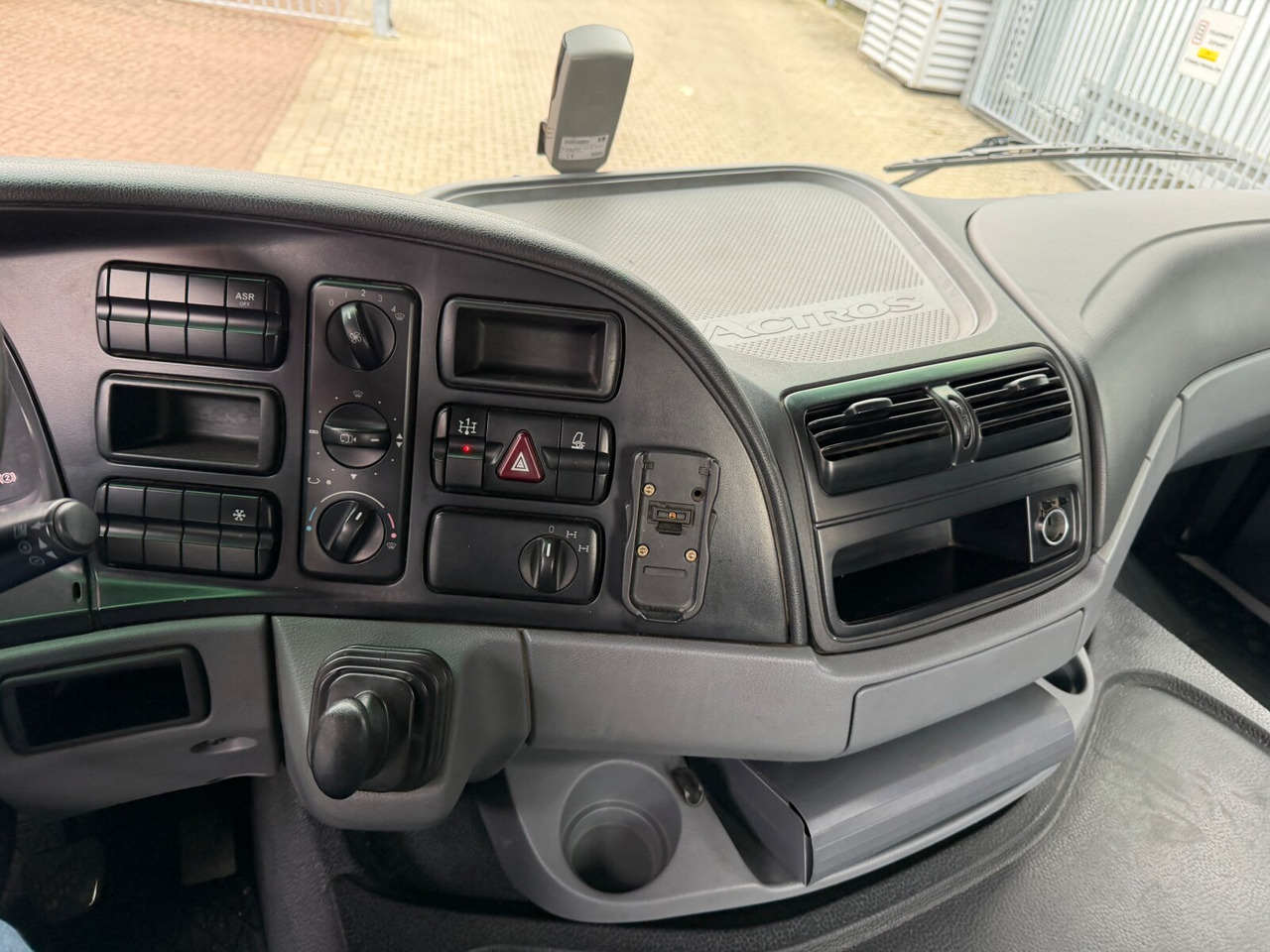 Mercedes-Benz Actros 2641 6x4 Actros 2641 6x4 - Krokbil: bilde 3 Mercedes-Benz Actros 2641 6x4 Actros 2641 6x4 - Krokbil: bilde 3