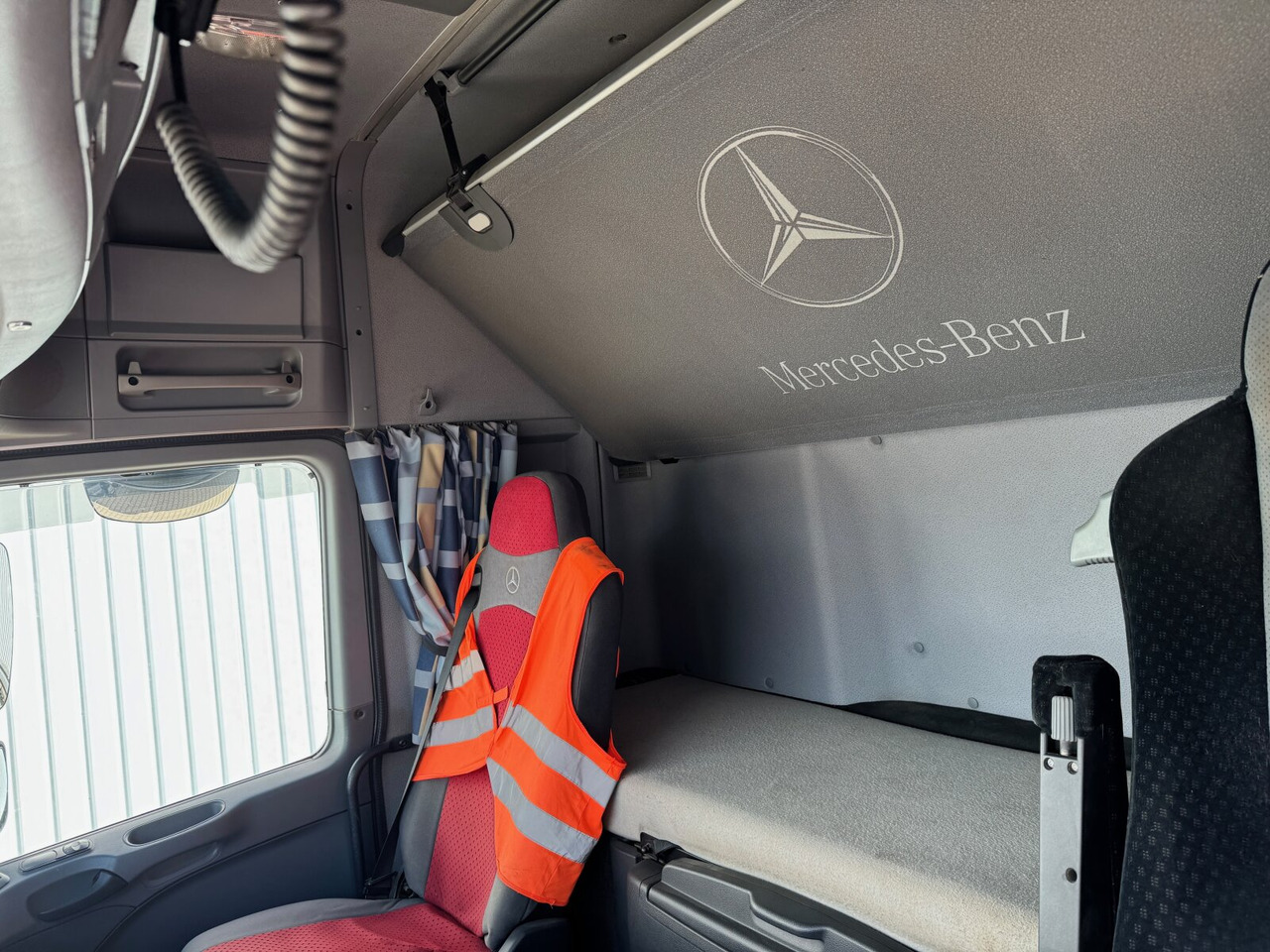 Leie Mercedes-Benz Actros 2648 LK 6x4 Actros 2648 LK 6x4, Retarder, Bi-Xenon Mercedes-Benz Actros 2648 LK 6x4 Actros 2648 LK 6x4, Retarder, Bi-Xenon: bilde 14