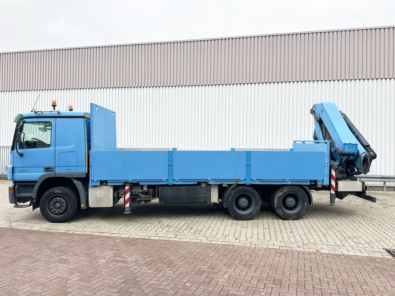 Mercedes-Benz Actros 2741 L 6x4 Actros 2741 L 6x4, Twist-Lock ausz. auf 3m, Heckkran Palfinger PK 42502-D, Funk - Planbil, Kranbil: bilde 2 Mercedes-Benz Actros 2741 L 6x4 Actros 2741 L 6x4, Twist-Lock ausz. auf 3m, Heckkran Palfinger PK 42502-D, Funk - Planbil, Kranbil: bilde 2