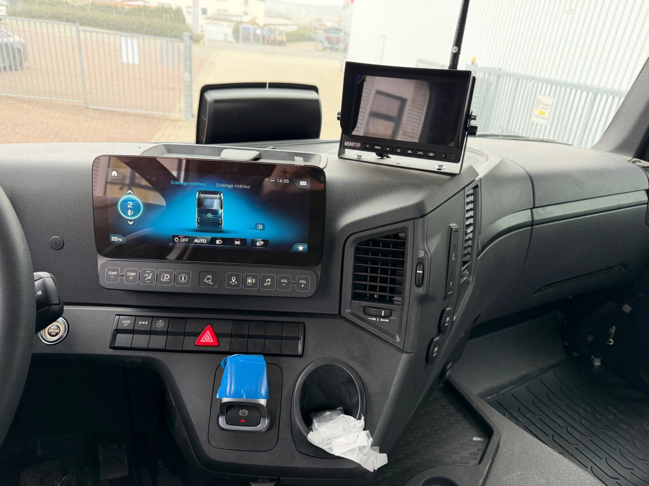 Mercedes-Benz Arocs 1840 K 4x2 Arocs 1840 K 4x2, MultimediaCockpit, 2x Nebenantrieb, NMV & Motorabtrieb - Chassis lastebil: bilde 4 Mercedes-Benz Arocs 1840 K 4x2 Arocs 1840 K 4x2, MultimediaCockpit, 2x Nebenantrieb, NMV & Motorabtrieb - Chassis lastebil: bilde 4