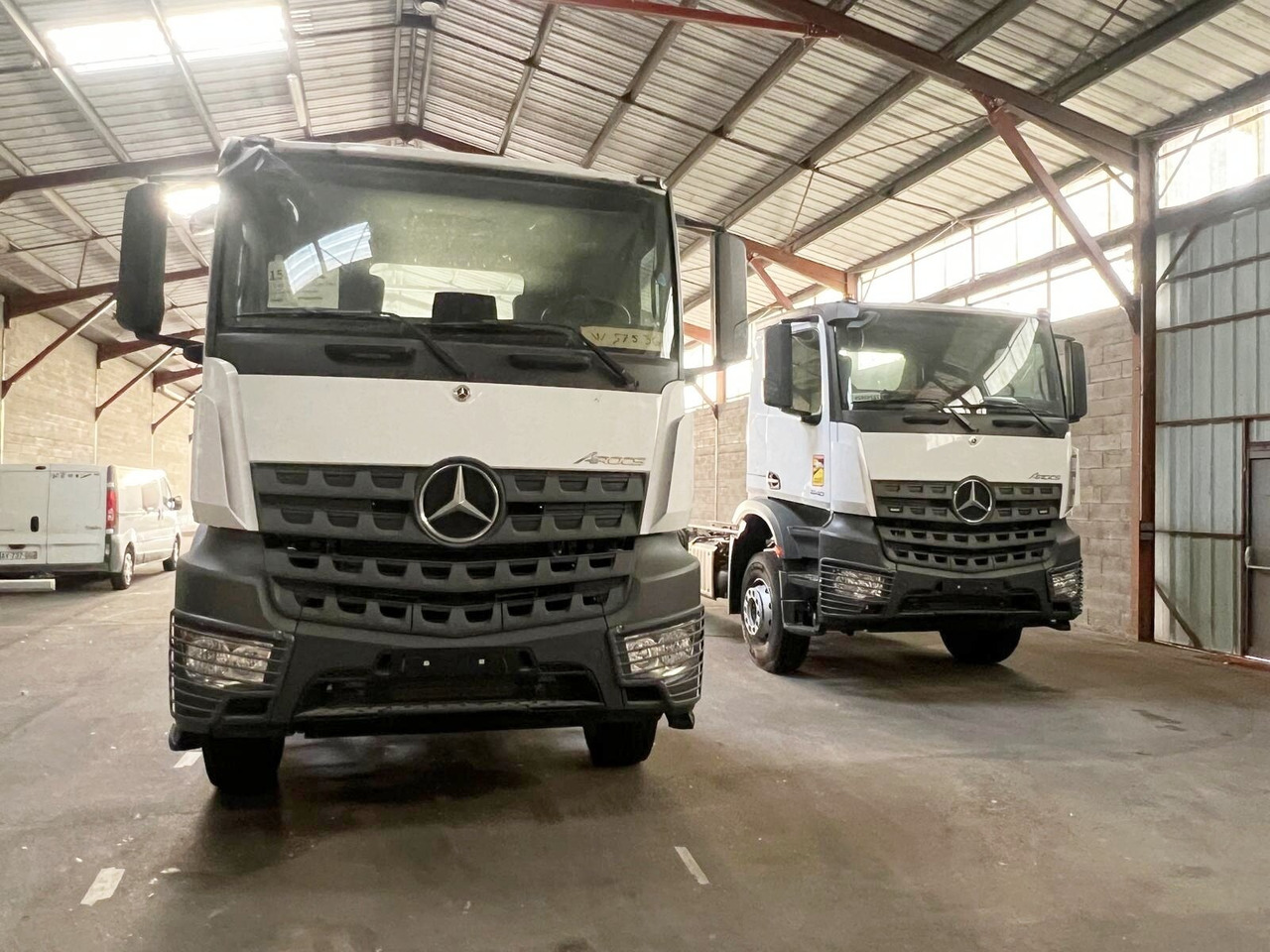 Mercedes-Benz Arocs 1840 K 4x2 Arocs 1840 K 4x2, MultimediaCockpit, 2x Nebenantrieb, NMV & Motorabtrieb - Chassis lastebil: bilde 2 Mercedes-Benz Arocs 1840 K 4x2 Arocs 1840 K 4x2, MultimediaCockpit, 2x Nebenantrieb, NMV & Motorabtrieb - Chassis lastebil: bilde 2