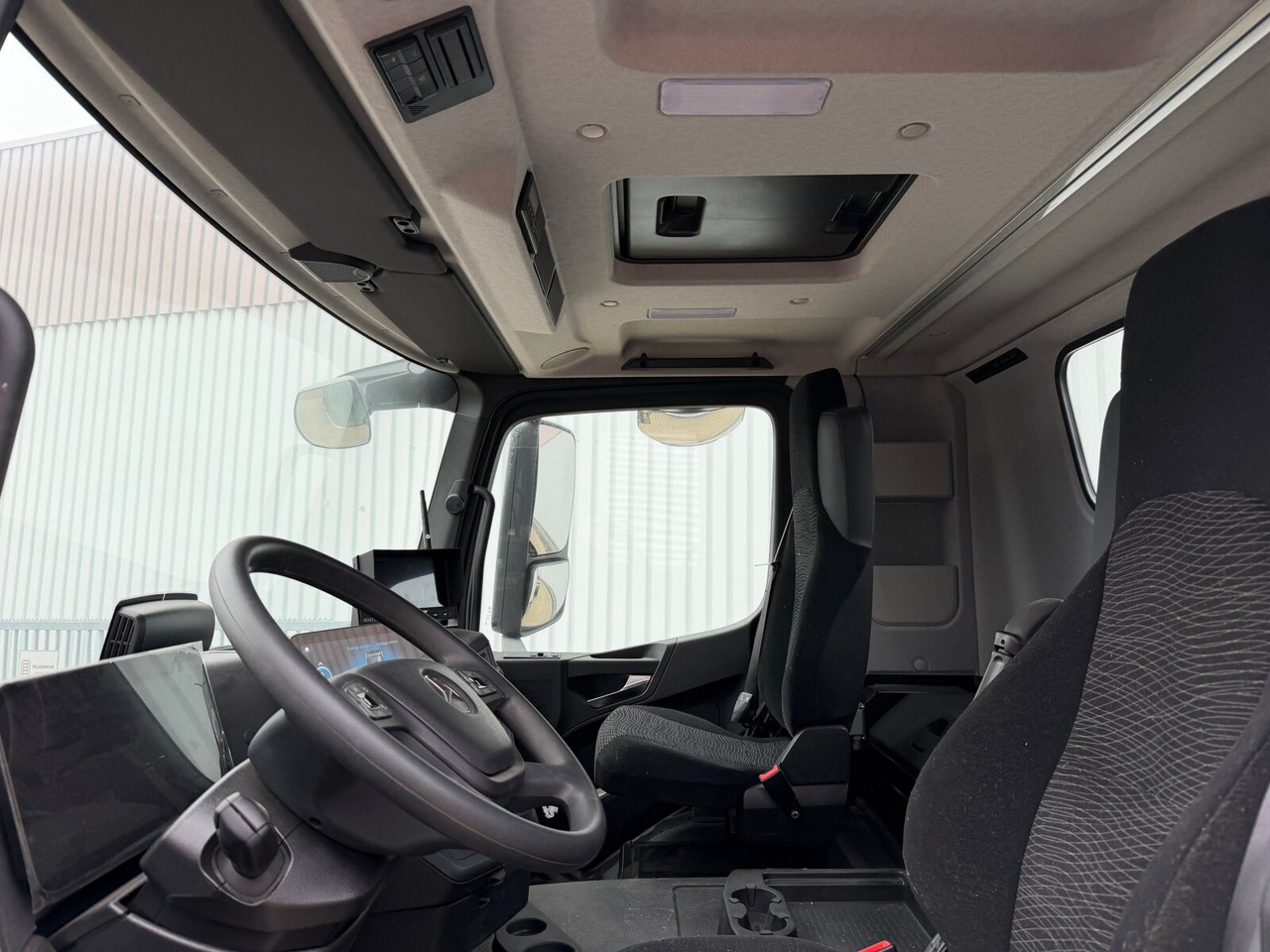 Mercedes-Benz Arocs 1840 K 4x2 Arocs 1840 K 4x2, MultimediaCockpit, 2x Nebenantrieb, NMV & Motorabtrieb - Chassis lastebil: bilde 2 Mercedes-Benz Arocs 1840 K 4x2 Arocs 1840 K 4x2, MultimediaCockpit, 2x Nebenantrieb, NMV & Motorabtrieb - Chassis lastebil: bilde 2