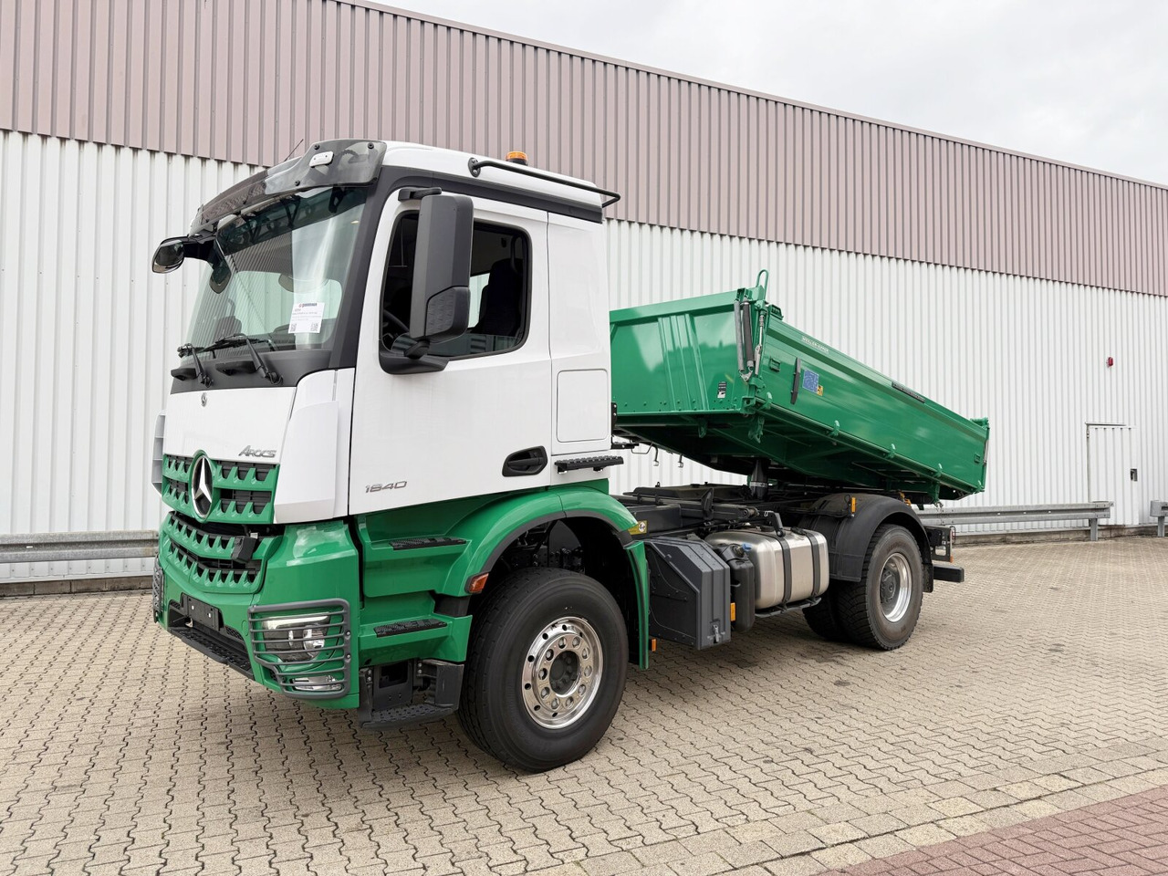 Mercedes-Benz Arocs 1840 K 4x2 Arocs 1840 K 4x2, MultimediaCockpit, Alu-Bordwände, Platz für Kranmontage - Tippbil: bilde 1 Mercedes-Benz Arocs 1840 K 4x2 Arocs 1840 K 4x2, MultimediaCockpit, Alu-Bordwände, Platz für Kranmontage - Tippbil: bilde 1