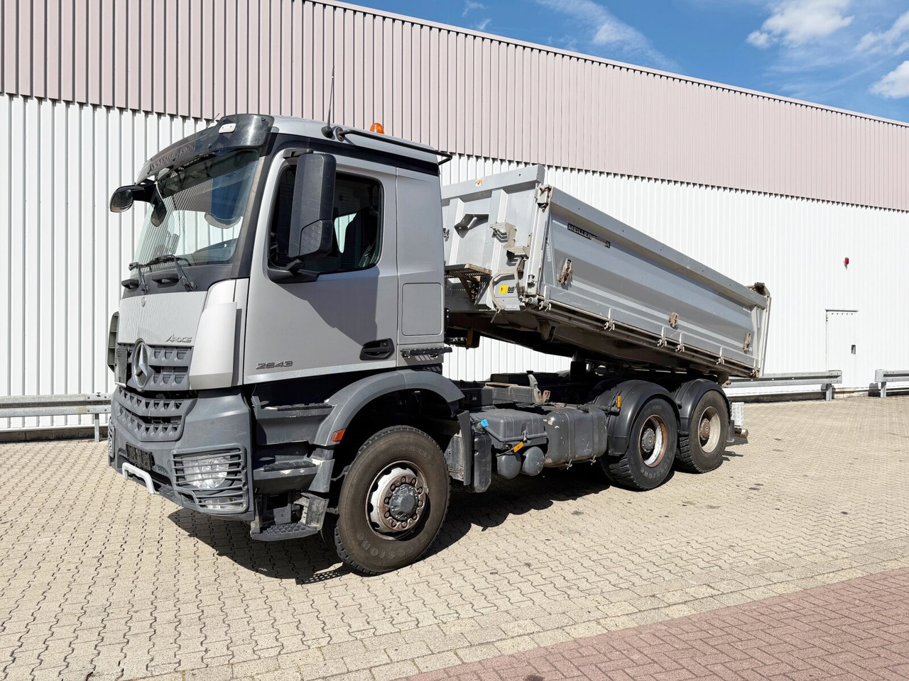 Mercedes-Benz Arocs 2643 LK 6x6 HAD Arocs 2643 LK 6x6 HAD, HydroDrive - Tippbil: bilde 1 Mercedes-Benz Arocs 2643 LK 6x6 HAD Arocs 2643 LK 6x6 HAD, HydroDrive - Tippbil: bilde 1