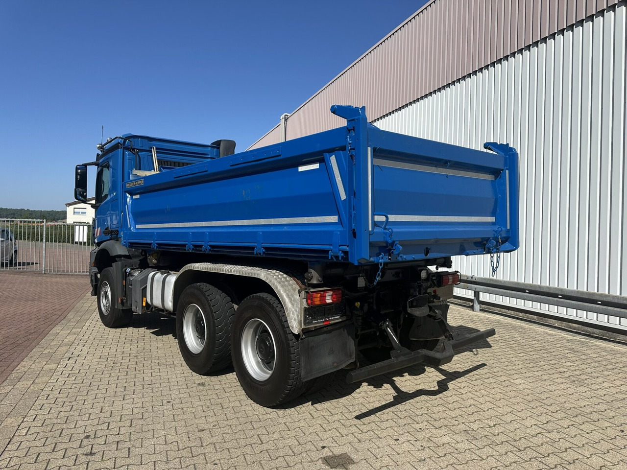 Mercedes-Benz Arocs 2645 K 6x4 Arocs 2645 K 6x4, Retarder - Tippbil: bilde 2 Mercedes-Benz Arocs 2645 K 6x4 Arocs 2645 K 6x4, Retarder - Tippbil: bilde 2