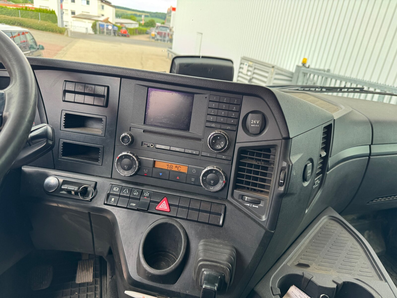 Mercedes-Benz Arocs 2651 L 6x4 Arocs 2651 L 6x4, Retarder, StreamSpace - Chassis lastebil: bilde 2 Mercedes-Benz Arocs 2651 L 6x4 Arocs 2651 L 6x4, Retarder, StreamSpace - Chassis lastebil: bilde 2