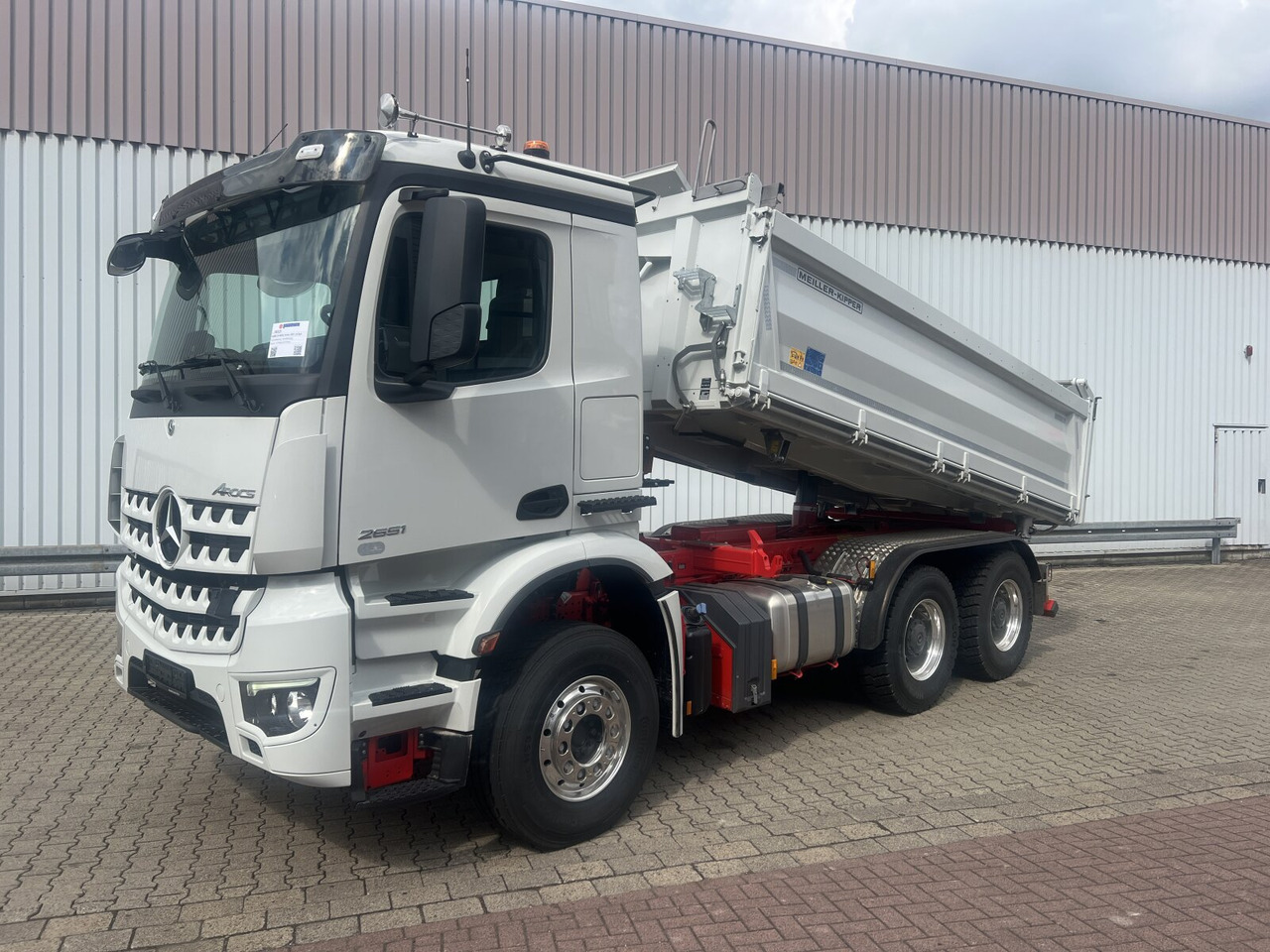 Mercedes-Benz Arocs 2651 LK 6x4 Arocs 2651 LK 6x4, Retarder, MultimediaCockpit, Navi - Tippbil: bilde 1 Mercedes-Benz Arocs 2651 LK 6x4 Arocs 2651 LK 6x4, Retarder, MultimediaCockpit, Navi - Tippbil: bilde 1