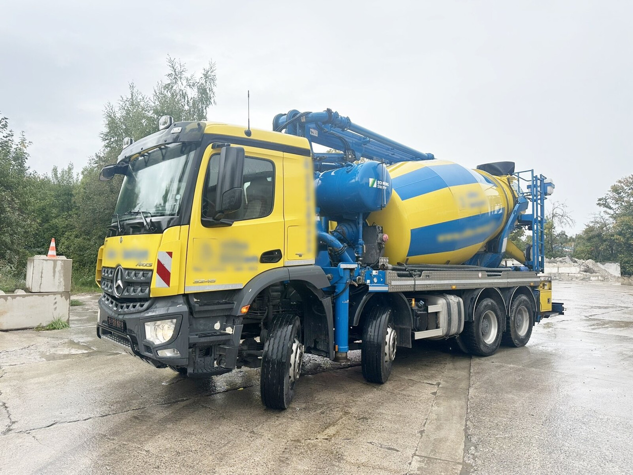 Mercedes-Benz Arocs 3246 B 8x4 Stetter Mischer 7m³, Pumpe 25m Arocs 3246 B 8x4 Stetter Mischer 7m³, Pumpe 25m - Betongbil: bilde 1 Mercedes-Benz Arocs 3246 B 8x4 Stetter Mischer 7m³, Pumpe 25m Arocs 3246 B 8x4 Stetter Mischer 7m³, Pumpe 25m - Betongbil: bilde 1
