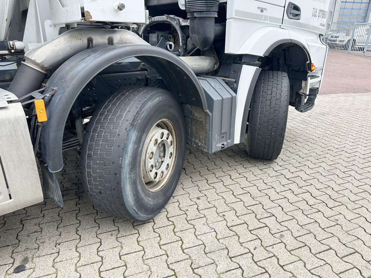 Mercedes-Benz Arocs 3251 8x4/4 Arocs 3251 8x4/4, Betonmischer Liebherr ca. 9m³ - Betongbil: bilde 2 Mercedes-Benz Arocs 3251 8x4/4 Arocs 3251 8x4/4, Betonmischer Liebherr ca. 9m³ - Betongbil: bilde 2