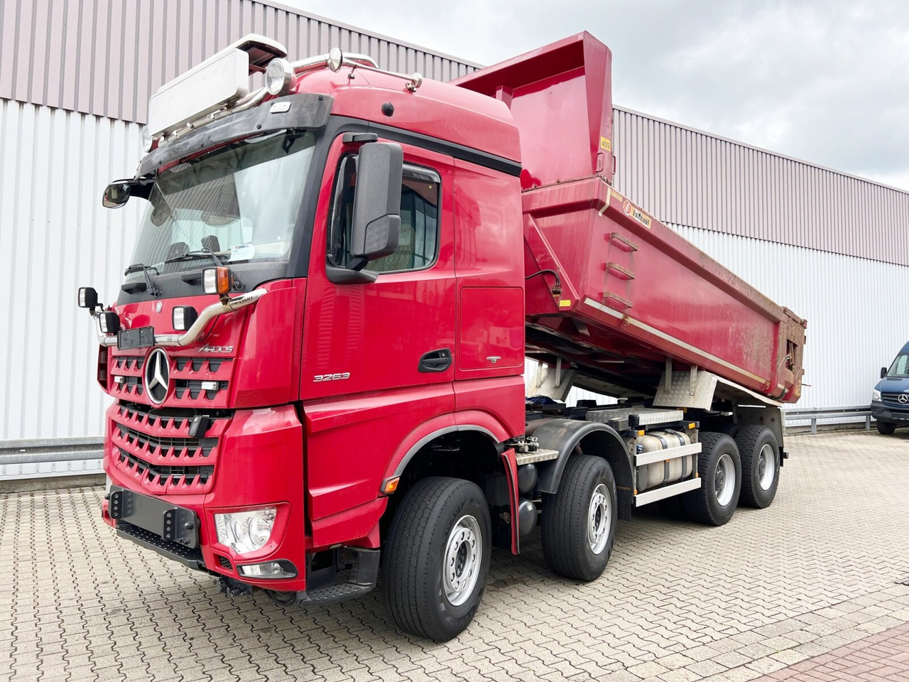 Mercedes-Benz Arocs 3263 8x4/4 Arocs 3263 8x4/4, Retarder, Stahlmulde ca.14m³, Hydr. Heckklappe - Tippbil: bilde 1 Mercedes-Benz Arocs 3263 8x4/4 Arocs 3263 8x4/4, Retarder, Stahlmulde ca.14m³, Hydr. Heckklappe - Tippbil: bilde 1