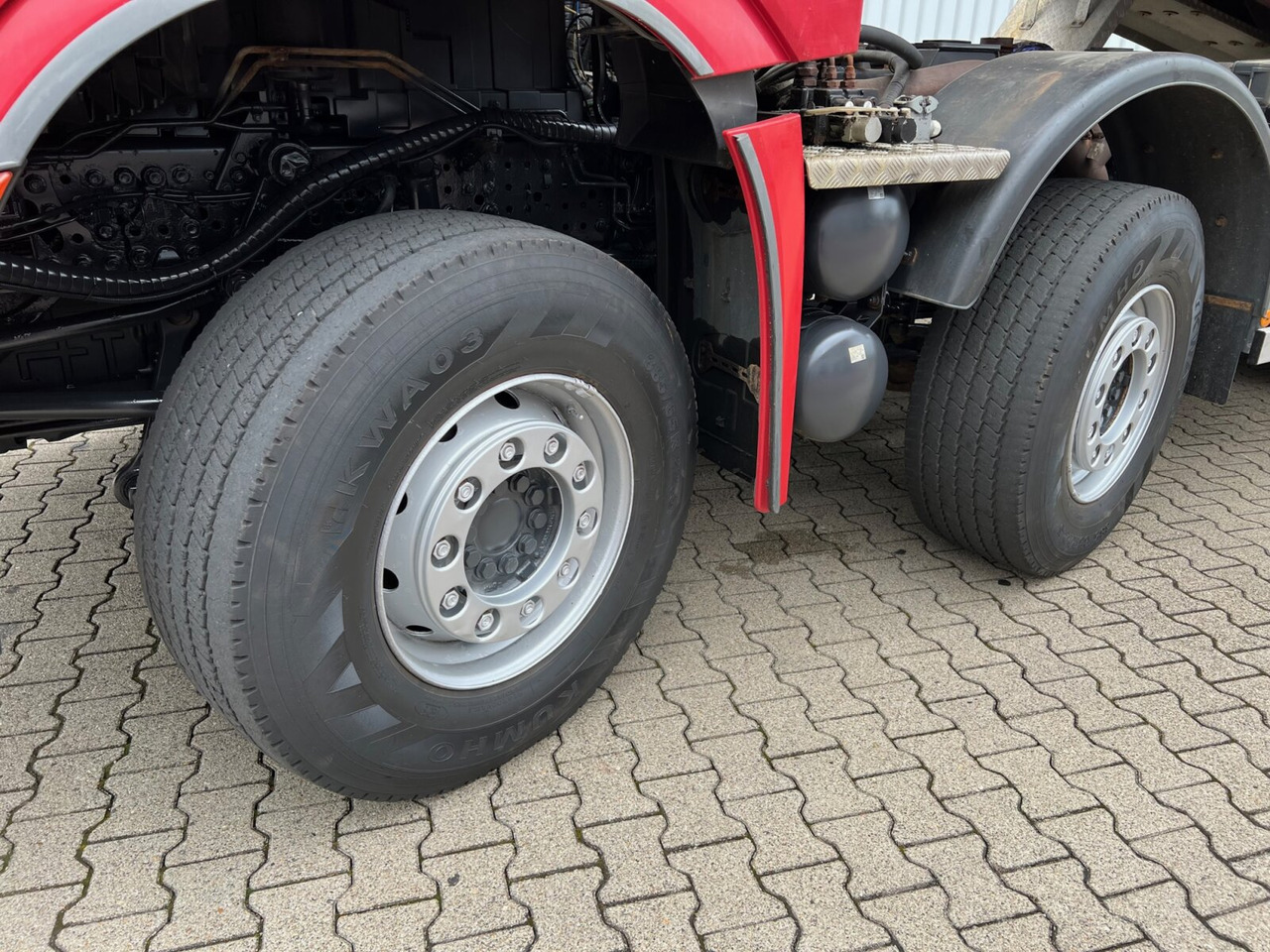 Mercedes-Benz Arocs 3263 8x4/4 Arocs 3263 8x4/4, Retarder, Stahlmulde ca.14m³, Hydr. Heckklappe - Tippbil: bilde 3 Mercedes-Benz Arocs 3263 8x4/4 Arocs 3263 8x4/4, Retarder, Stahlmulde ca.14m³, Hydr. Heckklappe - Tippbil: bilde 3