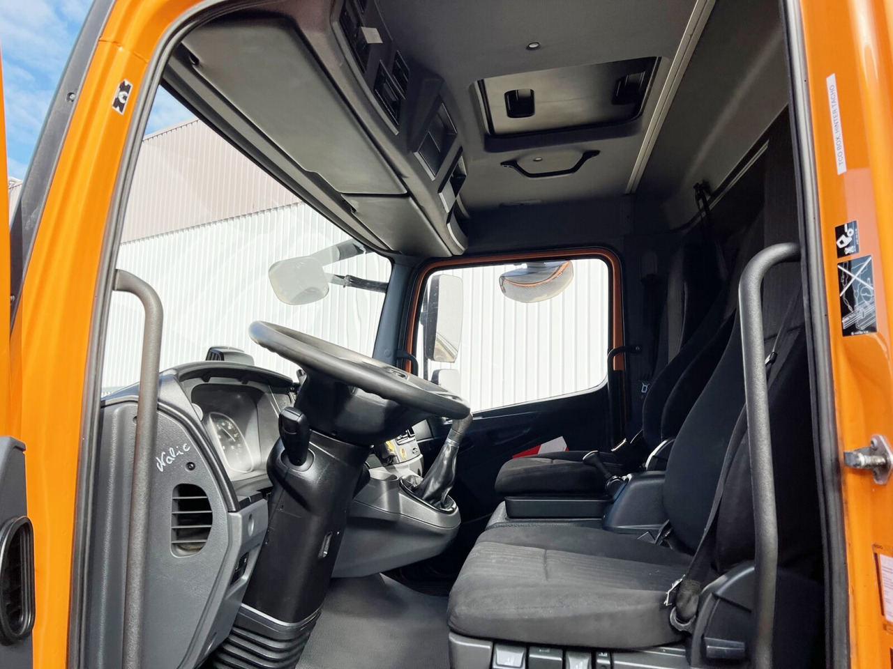 Mercedes-Benz Atego 1023 L 4x2 Atego 1023 L 4x2 mit Kran Fassi F85B.0.21 - Kranbil, Planbil: bilde 4 Mercedes-Benz Atego 1023 L 4x2 Atego 1023 L 4x2 mit Kran Fassi F85B.0.21 - Kranbil, Planbil: bilde 4
