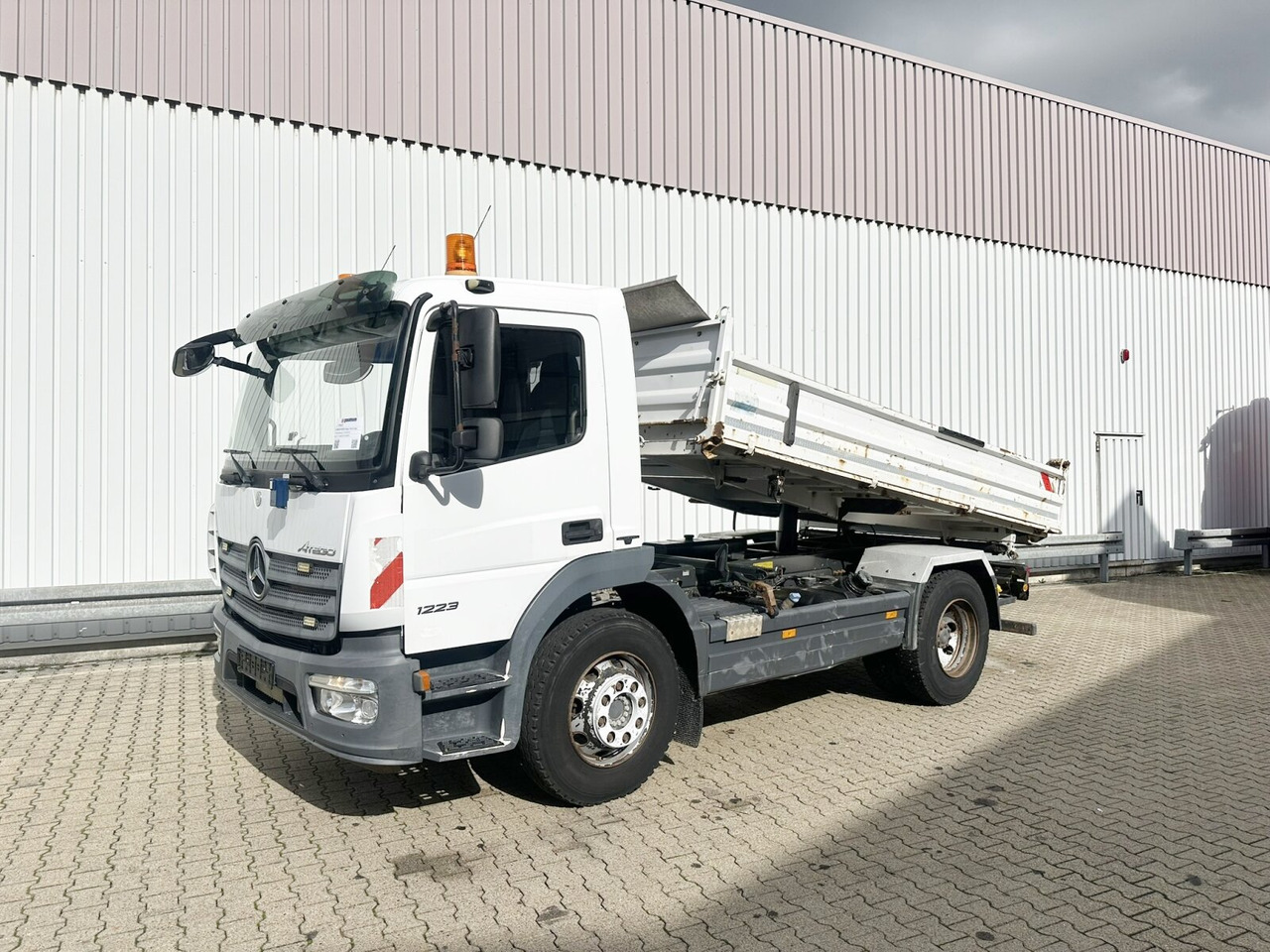 Mercedes-Benz Atego 1223 K 4x2 Atego 1223 K 4x2, AHK-Öl - Tippbil: bilde 1 Mercedes-Benz Atego 1223 K 4x2 Atego 1223 K 4x2, AHK-Öl - Tippbil: bilde 1