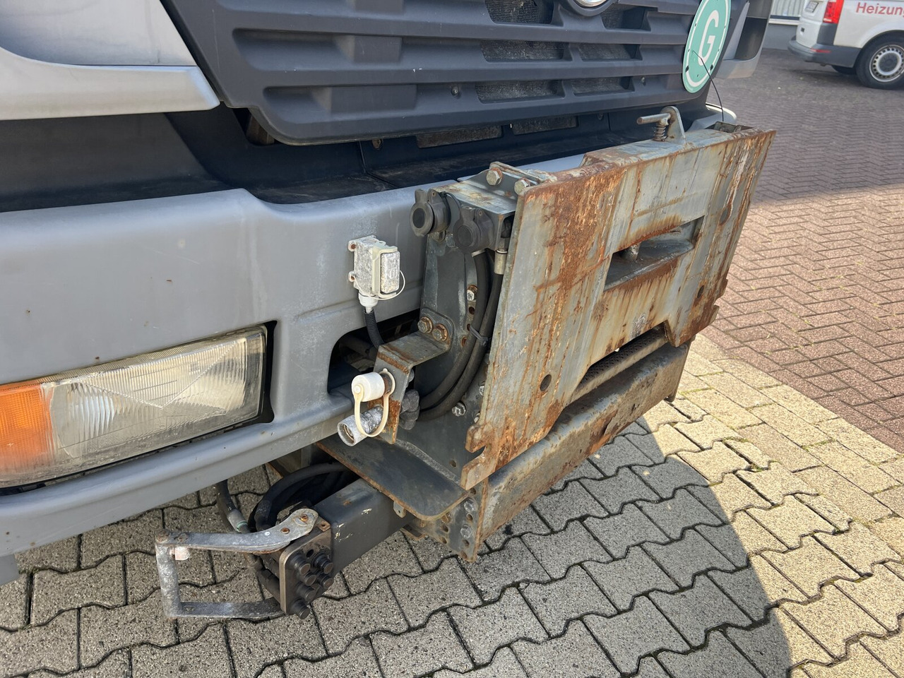 Chassis lastebil Mercedes-Benz Atego 1828 L 4x2 Atego 1828 L 4x2, Rechtslenker, Winterdienstaustattung: bilde 11