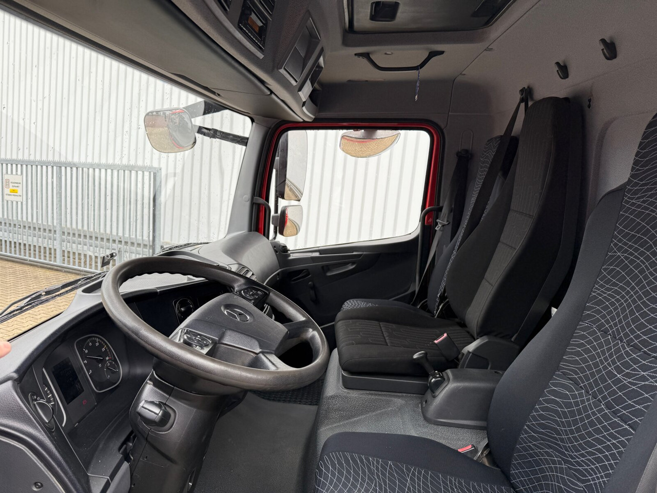 Mercedes-Benz Atego 818/23 LK 4x2 Atego 818/23 LK 4x2, 2x AHK - Tippbil: bilde 3 Mercedes-Benz Atego 818/23 LK 4x2 Atego 818/23 LK 4x2, 2x AHK - Tippbil: bilde 3