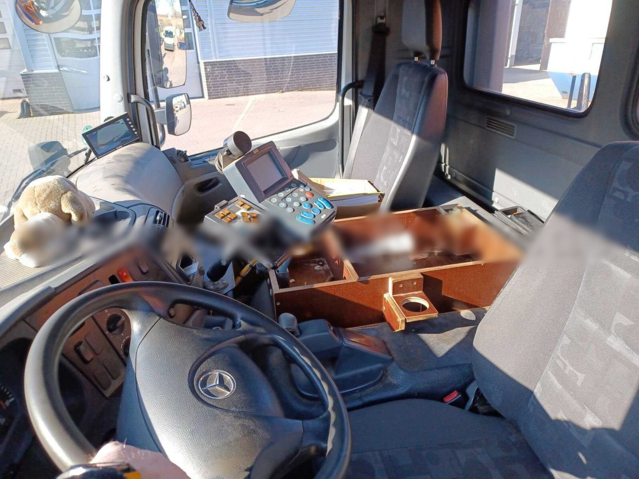 Mercedes-Benz Axor 1824 4x4 Axor 1824 4x4, Tele-Absetzer, Winterdienstausstattung - Liftdumper lastebil: bilde 4 Mercedes-Benz Axor 1824 4x4 Axor 1824 4x4, Tele-Absetzer, Winterdienstausstattung - Liftdumper lastebil: bilde 4