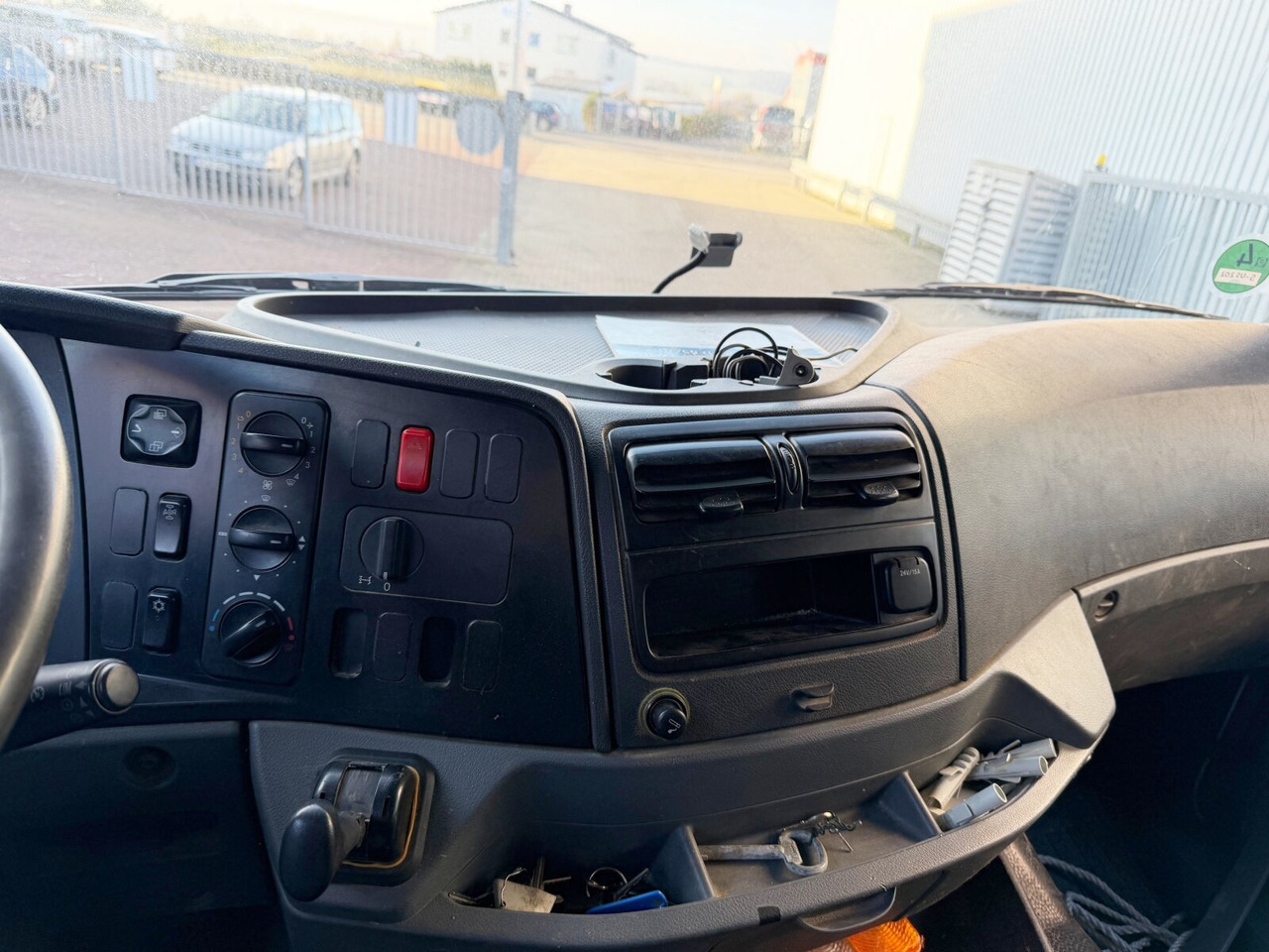 Mercedes-Benz Axor 1829 L 4x2 Axor 1829 L 4x2, 6-Sitzer - Planbil: bilde 4 Mercedes-Benz Axor 1829 L 4x2 Axor 1829 L 4x2, 6-Sitzer - Planbil: bilde 4