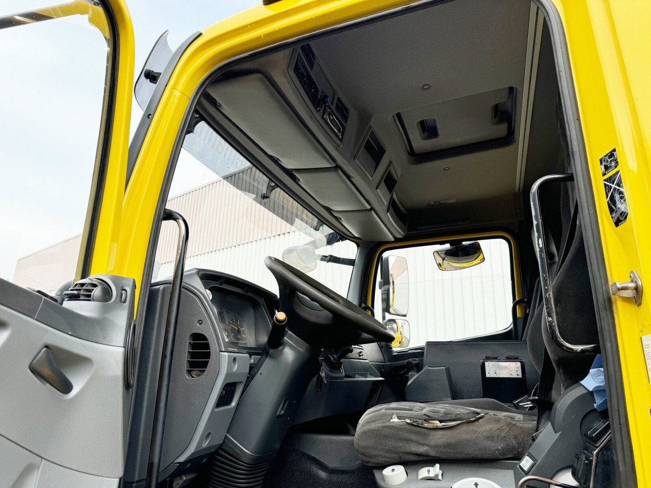 Mercedes-Benz Axor 1833 K 4x2 Axor 1833 K 4x2, Gergen TAK 20 Tele-Absetzer - Liftdumper lastebil: bilde 3 Mercedes-Benz Axor 1833 K 4x2 Axor 1833 K 4x2, Gergen TAK 20 Tele-Absetzer - Liftdumper lastebil: bilde 3