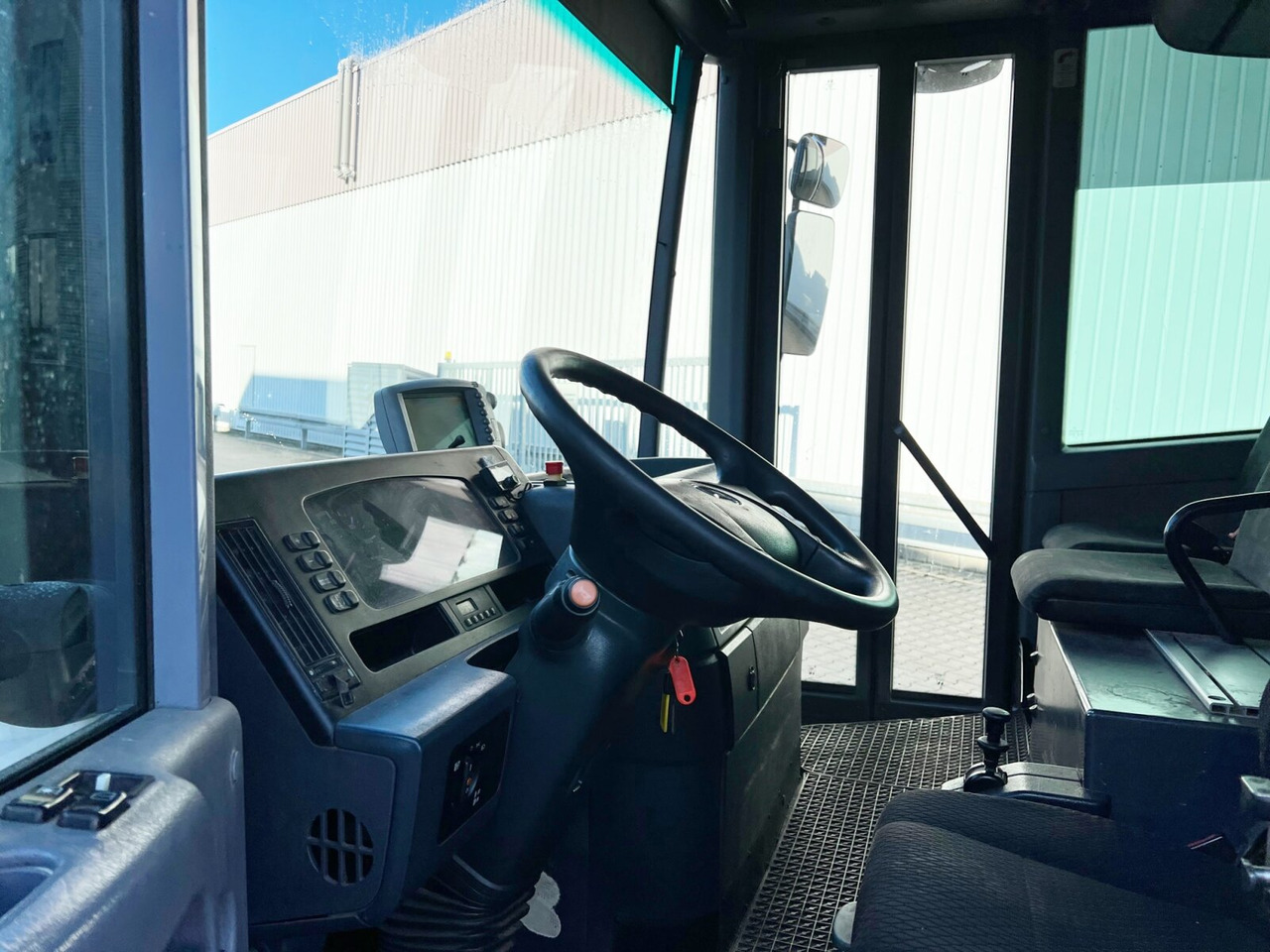 Mercedes-Benz Econic 2629 LL 6x2/4 NLA Econic 2629 LL 6x2/4 NLA, EEV, Lenkachse, FAUN Rotopress 520 L, Zöller-Schüttung - Søppelbil: bilde 4 Mercedes-Benz Econic 2629 LL 6x2/4 NLA Econic 2629 LL 6x2/4 NLA, EEV, Lenkachse, FAUN Rotopress 520 L, Zöller-Schüttung - Søppelbil: bilde 4