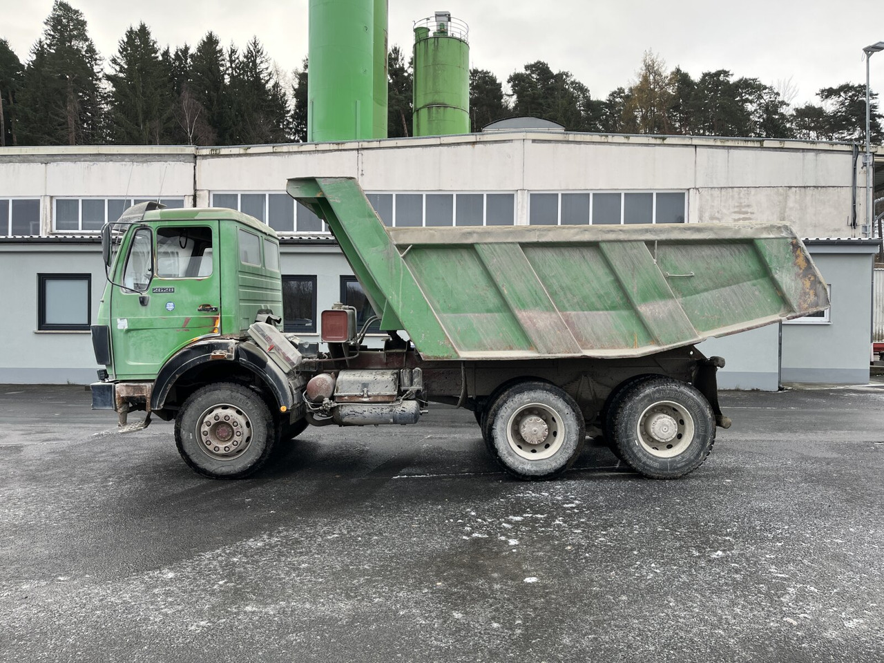 Mercedes-Benz NG 2628 K 6x4 NG 2628 K 6x4, V8, MEILLER Stahlmulde ca. 10³ - Dumper: bilde 1 Mercedes-Benz NG 2628 K 6x4 NG 2628 K 6x4, V8, MEILLER Stahlmulde ca. 10³ - Dumper: bilde 1