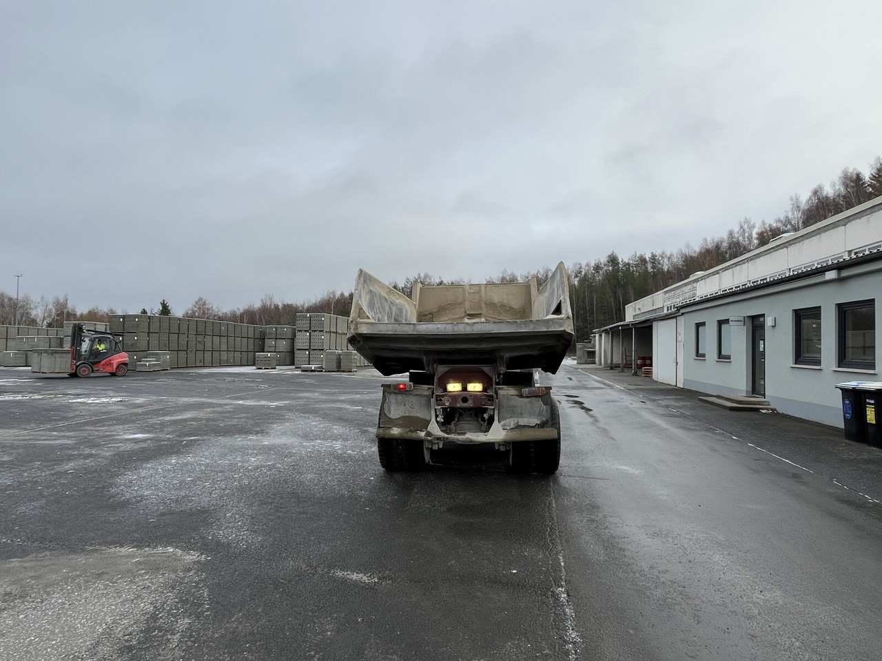 Mercedes-Benz NG 2628 K 6x4 NG 2628 K 6x4, V8, MEILLER Stahlmulde ca. 10³ - Dumper: bilde 5 Mercedes-Benz NG 2628 K 6x4 NG 2628 K 6x4, V8, MEILLER Stahlmulde ca. 10³ - Dumper: bilde 5