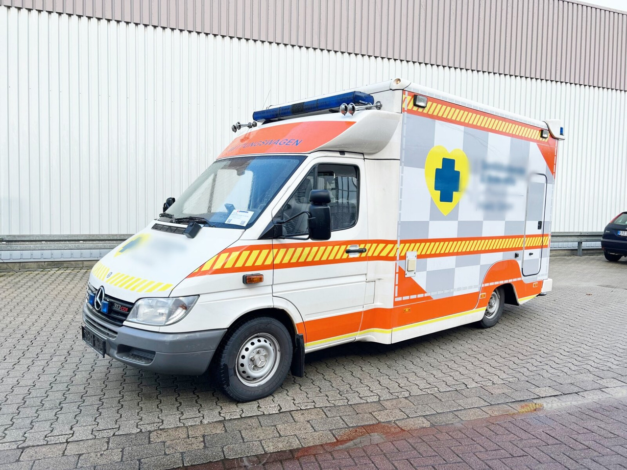 Mercedes-Benz Sprinter 313 CDI 4x2 Sprinter 313 CDI 4x2, Rettungswagen - Ambulanse: bilde 1 Mercedes-Benz Sprinter 313 CDI 4x2 Sprinter 313 CDI 4x2, Rettungswagen - Ambulanse: bilde 1