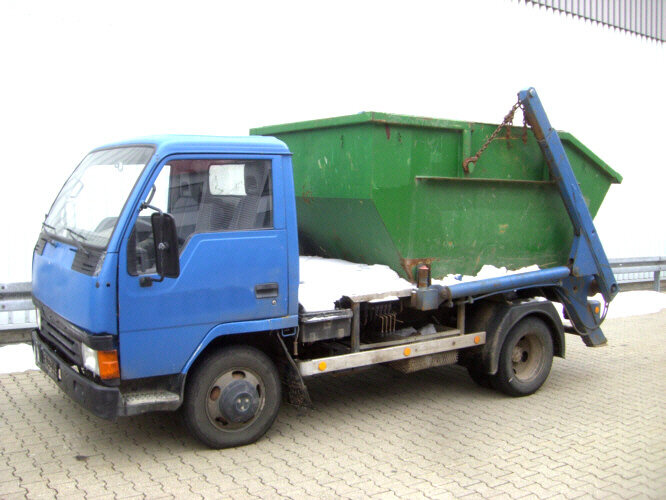 Mitsubishi Canter 4x2 Canter 4x2, ERSATZTEILTRÄGER - Liftdumper lastebil: bilde 1 Mitsubishi Canter 4x2 Canter 4x2, ERSATZTEILTRÄGER - Liftdumper lastebil: bilde 1