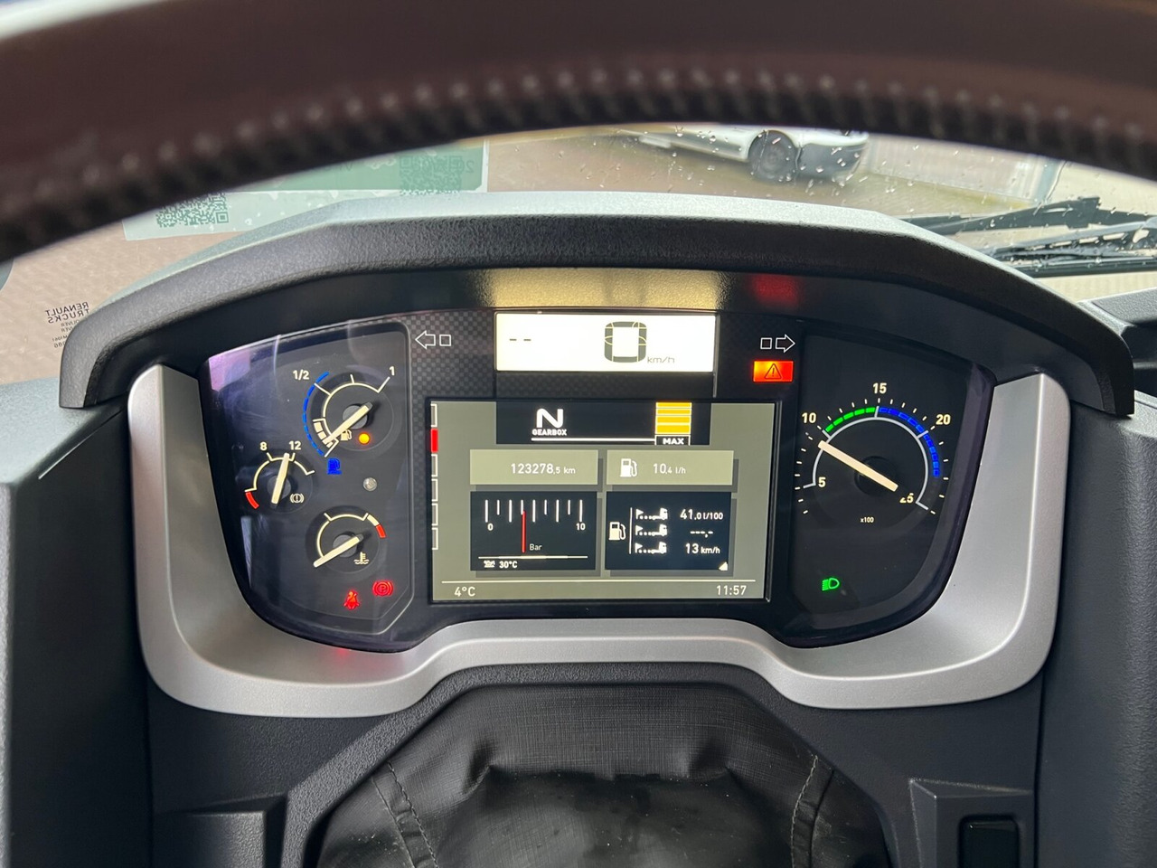 Renault C 520 6x4 C 520 6x4, Retarder, Nebenantrieb - Chassis lastebil: bilde 4 Renault C 520 6x4 C 520 6x4, Retarder, Nebenantrieb - Chassis lastebil: bilde 4