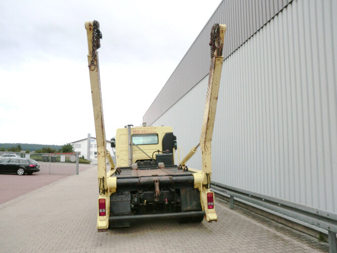 Renault Premium 250 4x2 - Liftdumper lastebil: bilde 4 Renault Premium 250 4x2 - Liftdumper lastebil: bilde 4