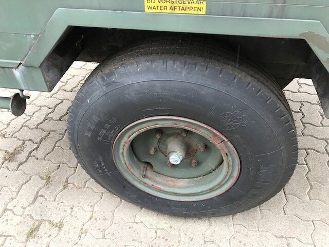 SARIS Wassertank-Anhänger SARIS Wassertank-Anhänger 8x vorhanden! - Tankhenger: bilde 4 SARIS Wassertank-Anhänger SARIS Wassertank-Anhänger 8x vorhanden! - Tankhenger: bilde 4