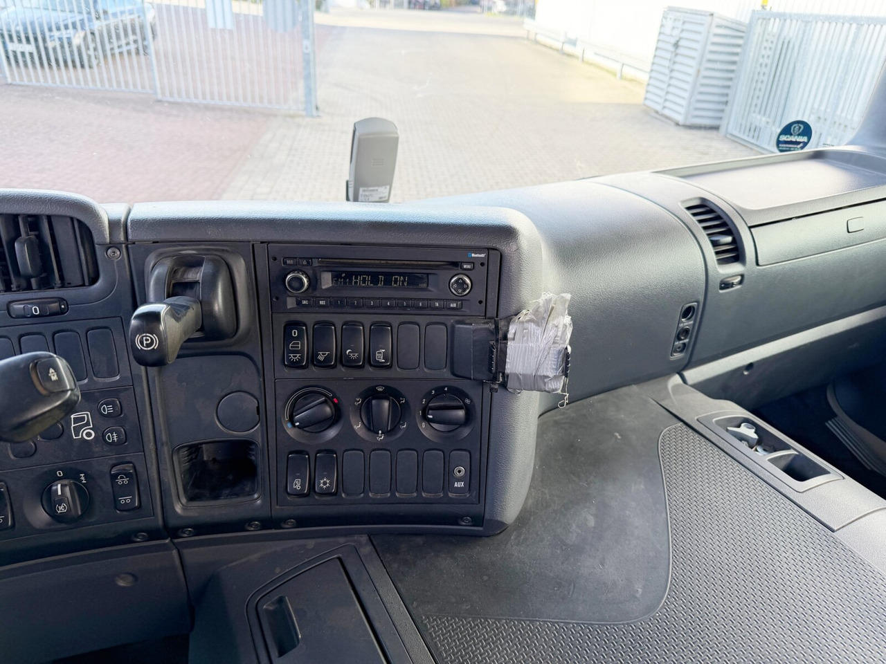 Scania P 320/400 6x2-4 P 320/400 6x2-4, Lenk-/Liftachse, Tele-Absetzanlage, Funk - Liftdumper lastebil: bilde 5 Scania P 320/400 6x2-4 P 320/400 6x2-4, Lenk-/Liftachse, Tele-Absetzanlage, Funk - Liftdumper lastebil: bilde 5