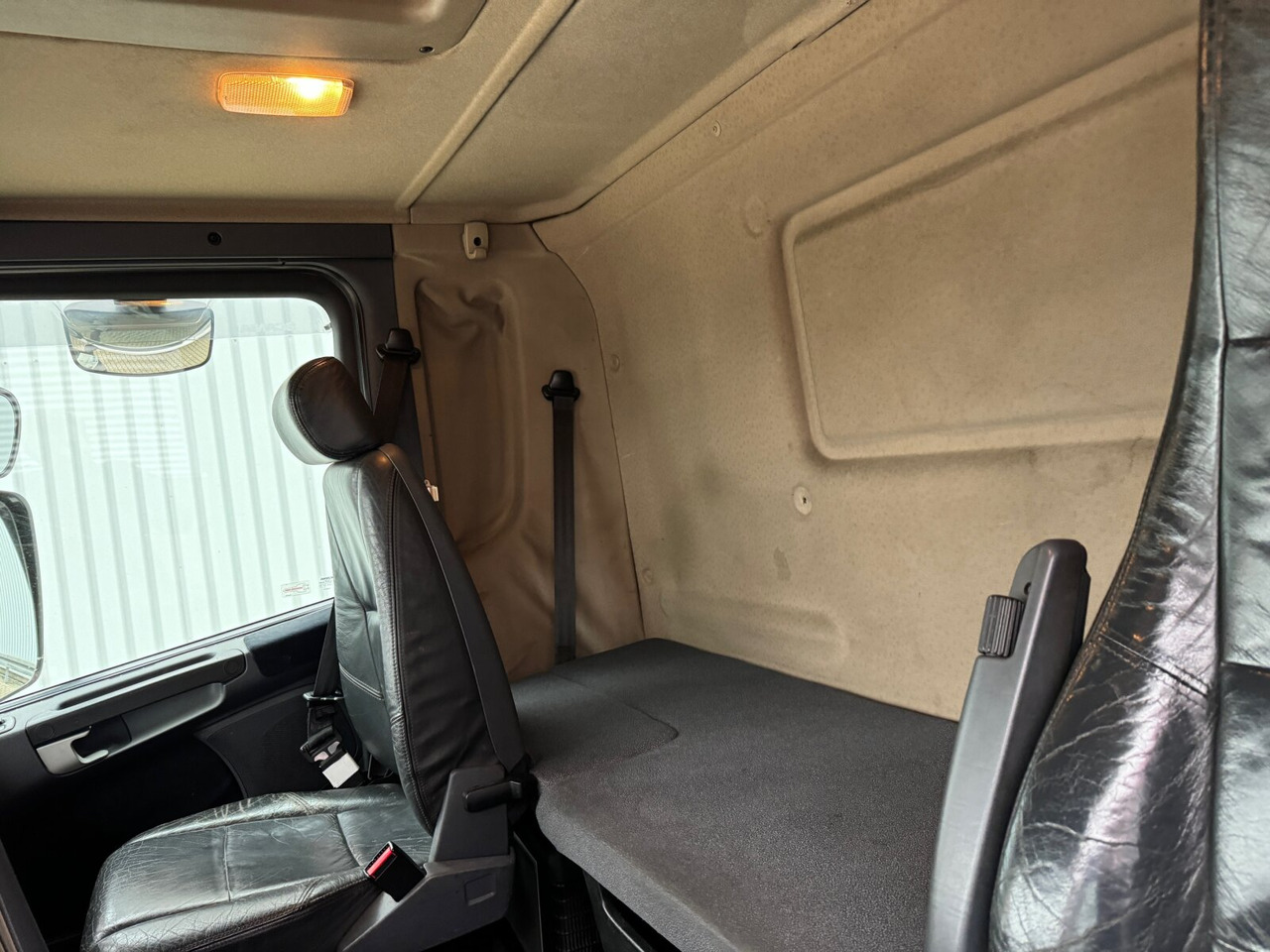 Scania R380 DB 4x2 MNA R380 DB 4x2 MNA, Platz für Heckkran, 2x AHK - Kranbil, Planbil: bilde 3 Scania R380 DB 4x2 MNA R380 DB 4x2 MNA, Platz für Heckkran, 2x AHK - Kranbil, Planbil: bilde 3