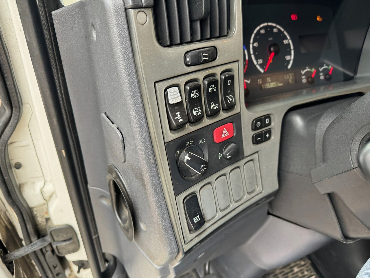 Scania R380 DB 4x2 MNA R380 DB 4x2 MNA, Platz für Heckkran, 2x AHK - Kranbil, Planbil: bilde 4 Scania R380 DB 4x2 MNA R380 DB 4x2 MNA, Platz für Heckkran, 2x AHK - Kranbil, Planbil: bilde 4