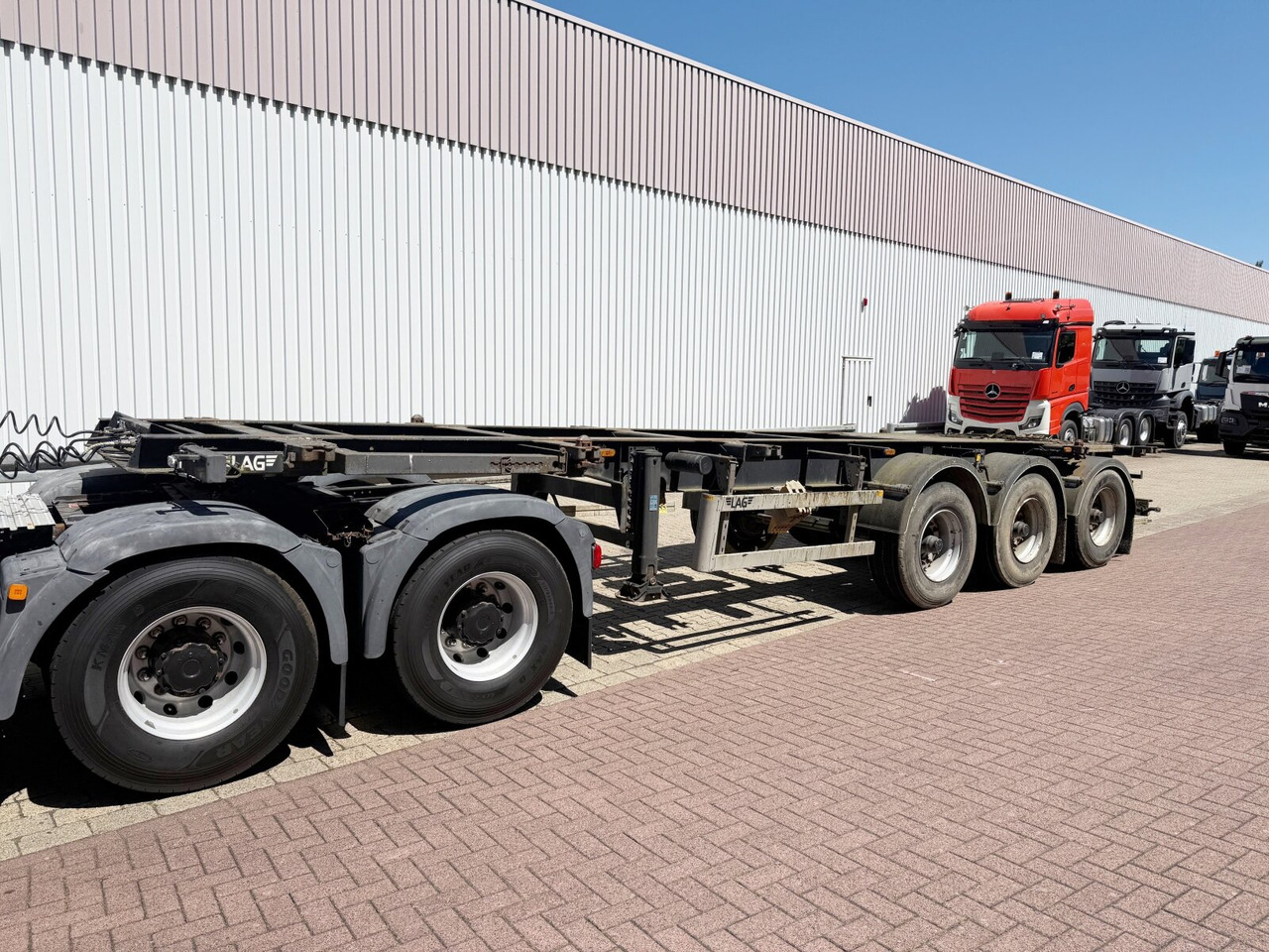 Lag 0-3-39 CD Containerchassis 0-3-39 CD Containerchassis, 20ft und 30ft, ADR - Semitrailer: bilde 1 Lag 0-3-39 CD Containerchassis 0-3-39 CD Containerchassis, 20ft und 30ft, ADR - Semitrailer: bilde 1