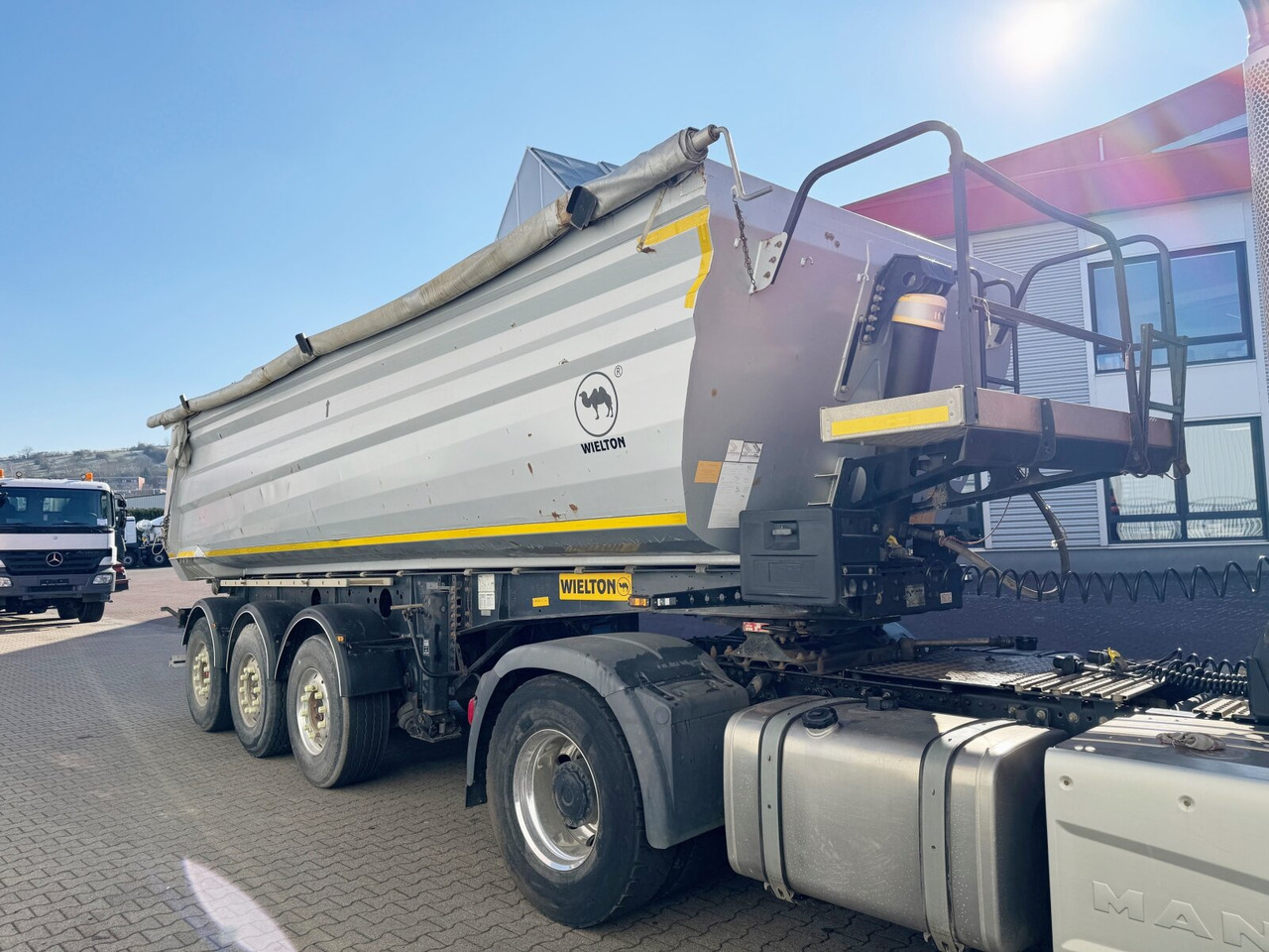 NW-3 NW-3, Liftachse, Stahlmulde ca. 26m³ - Semitrailer: bilde 1 NW-3 NW-3, Liftachse, Stahlmulde ca. 26m³ - Semitrailer: bilde 1