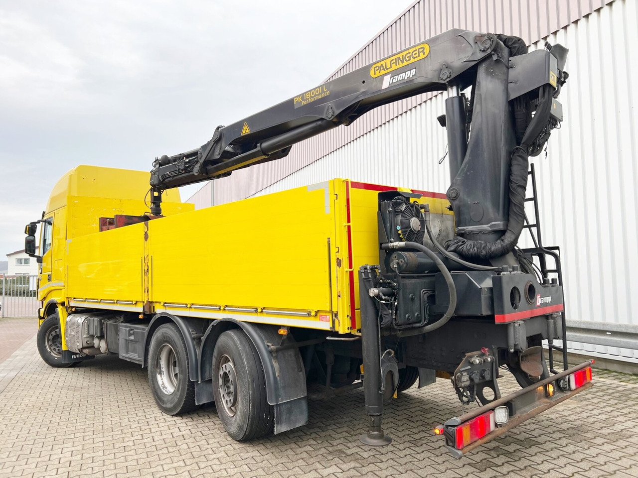Kranbil, Planbil Stralis AS260SY48 6x2/4 Stralis AS260SY48 6x2/4, Kran Palfinger PK18001L am Heck, Lenk-/Liftachse: bilde 12 Kranbil, Planbil Stralis AS260SY48 6x2/4 Stralis AS260SY48 6x2/4, Kran Palfinger PK18001L am Heck, Lenk-/Liftachse: bilde 12