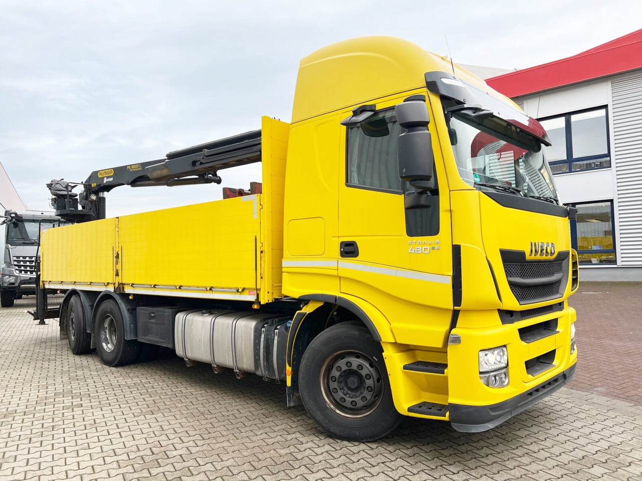 Kranbil, Planbil Stralis AS260SY48 6x2/4 Stralis AS260SY48 6x2/4, Kran Palfinger PK18001L am Heck, Lenk-/Liftachse: bilde 9 Kranbil, Planbil Stralis AS260SY48 6x2/4 Stralis AS260SY48 6x2/4, Kran Palfinger PK18001L am Heck, Lenk-/Liftachse: bilde 9