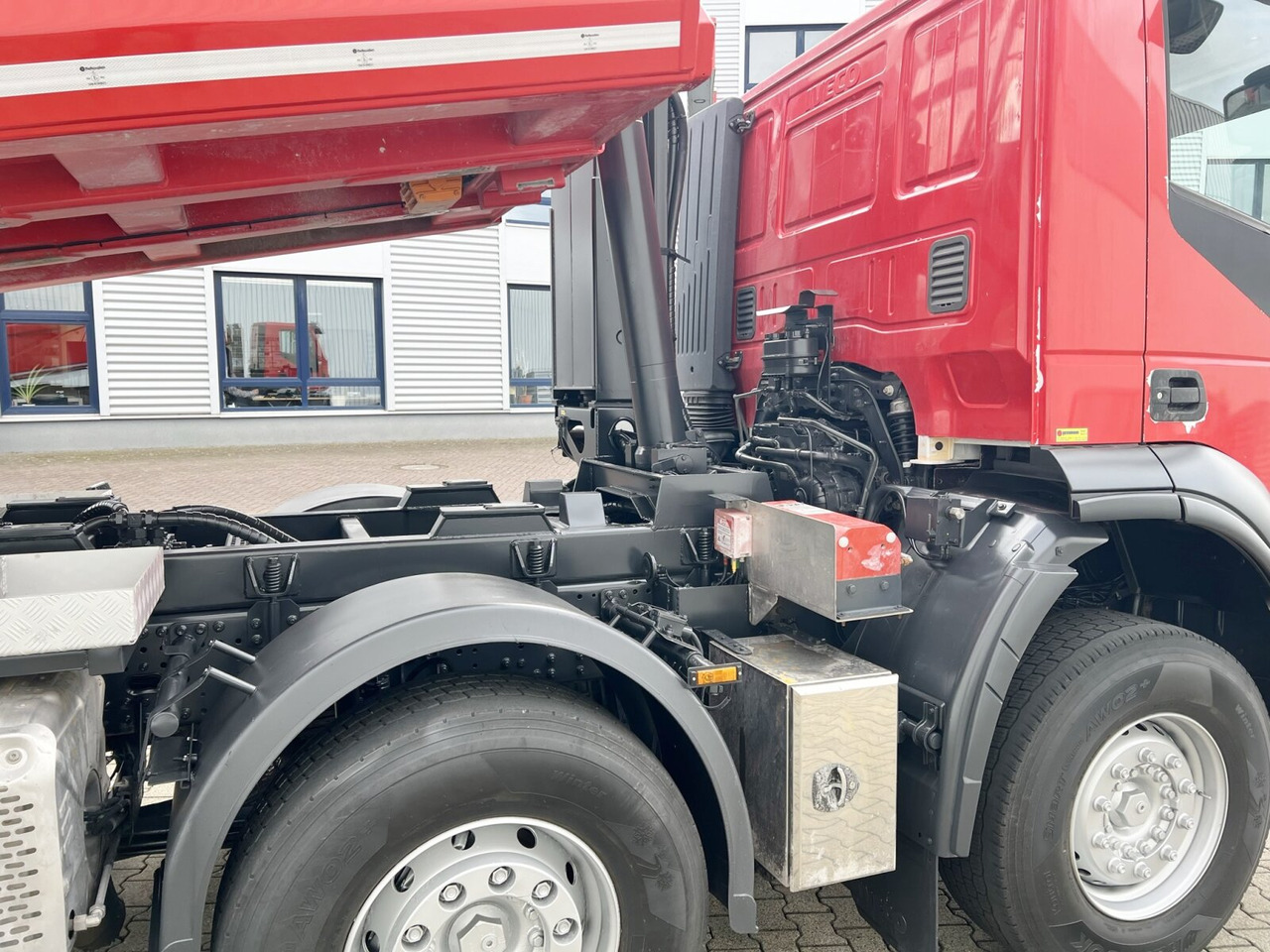 Tippbil Trakker AD410T50 8x4 Trakker AD410T50 8x4, Stahlmulde ca. 16m³, hydr. Heckklappe: bilde 12 Tippbil Trakker AD410T50 8x4 Trakker AD410T50 8x4, Stahlmulde ca. 16m³, hydr. Heckklappe: bilde 12