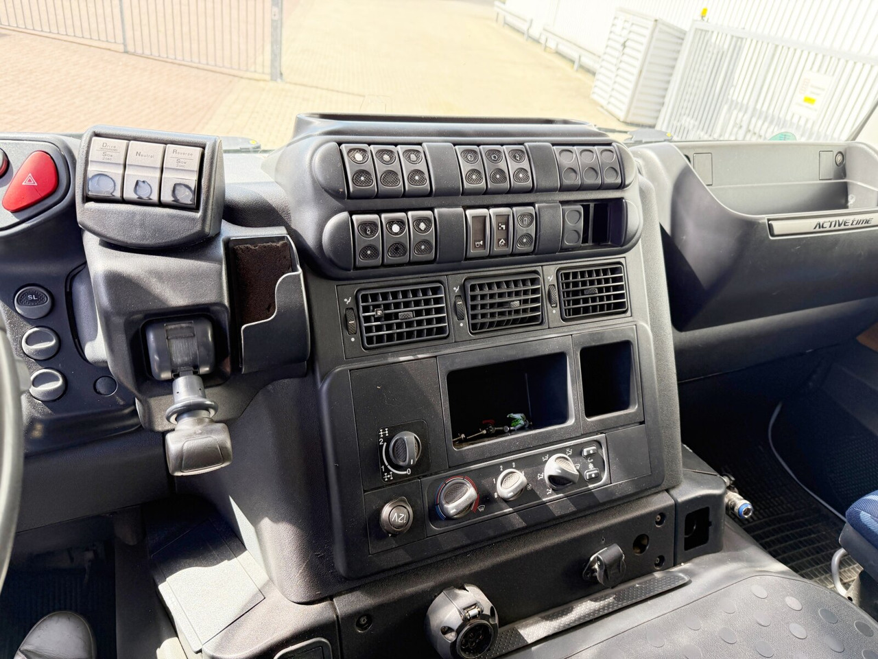 Trakker AT380T45/P 6x4 Trakker AT380T45/P 6x4, EEV - Krokbil: bilde 3 Trakker AT380T45/P 6x4 Trakker AT380T45/P 6x4, EEV - Krokbil: bilde 3