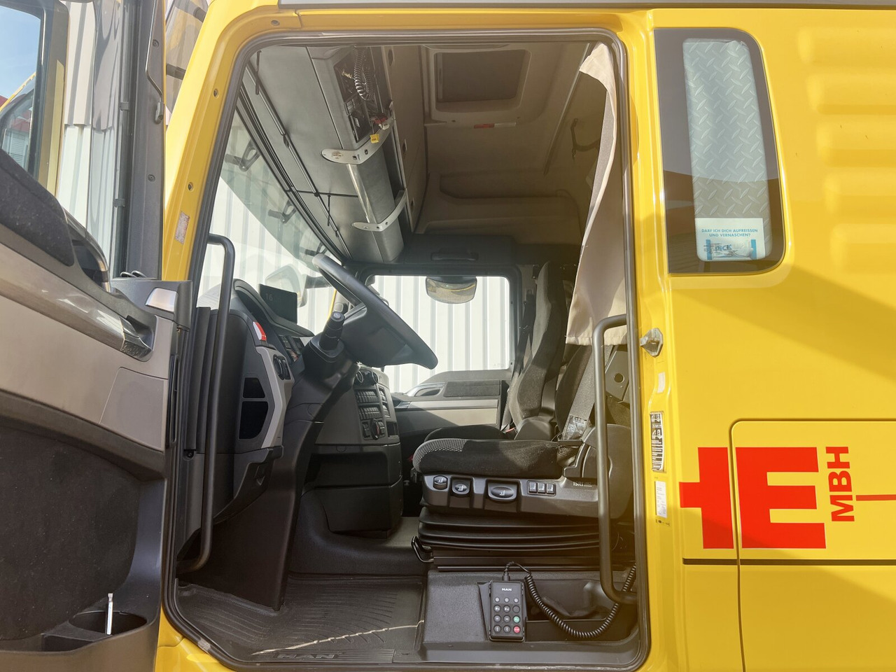 MAN TGX 18.500 4X2 LLS TGX 18.500 4X2 LLS, Retarder, Vollumer - Trekkvogn: bilde 2 MAN TGX 18.500 4X2 LLS TGX 18.500 4X2 LLS, Retarder, Vollumer - Trekkvogn: bilde 2