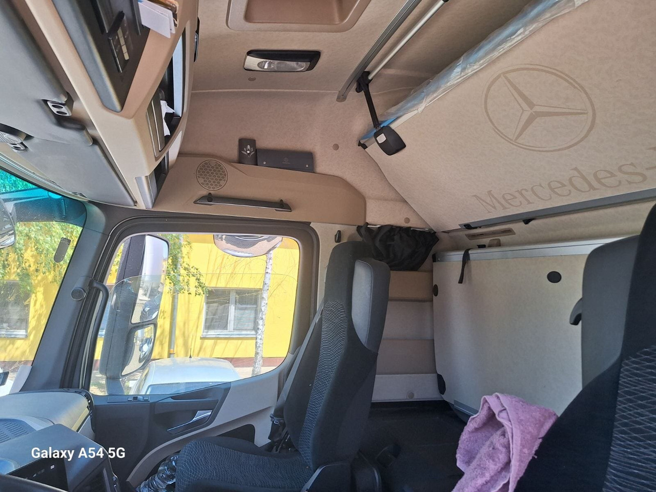 Mercedes-Benz Actros 1846 LS 4x2 Actros 1846 LS 4x2 MultimediaCockpit, StreamSpace, ADR - Trekkvogn: bilde 5 Mercedes-Benz Actros 1846 LS 4x2 Actros 1846 LS 4x2 MultimediaCockpit, StreamSpace, ADR - Trekkvogn: bilde 5