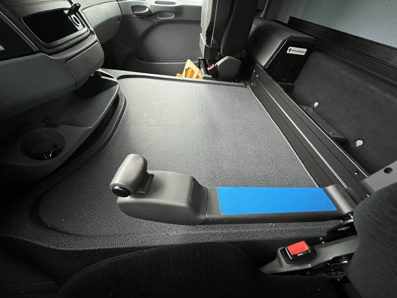 Mercedes-Benz Actros 2141 K 4x2 Actros 2141 K 4x2 - Trekkvogn: bilde 3 Mercedes-Benz Actros 2141 K 4x2 Actros 2141 K 4x2 - Trekkvogn: bilde 3