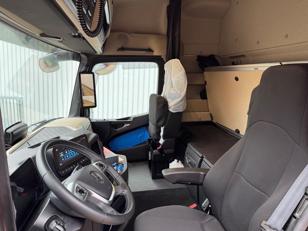 Mercedes-Benz Actros 2648 LS 6x2 Actros 2648 LS 6x2, Retarder, Liftachse, MirrorCam, StreamSpace, Navi, LED - Trekkvogn: bilde 3 Mercedes-Benz Actros 2648 LS 6x2 Actros 2648 LS 6x2, Retarder, Liftachse, MirrorCam, StreamSpace, Navi, LED - Trekkvogn: bilde 3