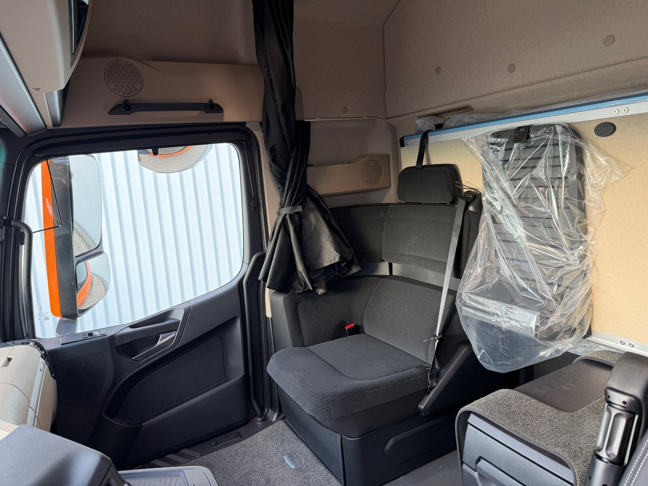 Mercedes-Benz Actros 3363 LS 6x4 Actros 3363 LS 6x4, Retarder, SoloStar, MultimediaCockpit, Navi, LED - Trekkvogn: bilde 5 Mercedes-Benz Actros 3363 LS 6x4 Actros 3363 LS 6x4, Retarder, SoloStar, MultimediaCockpit, Navi, LED - Trekkvogn: bilde 5