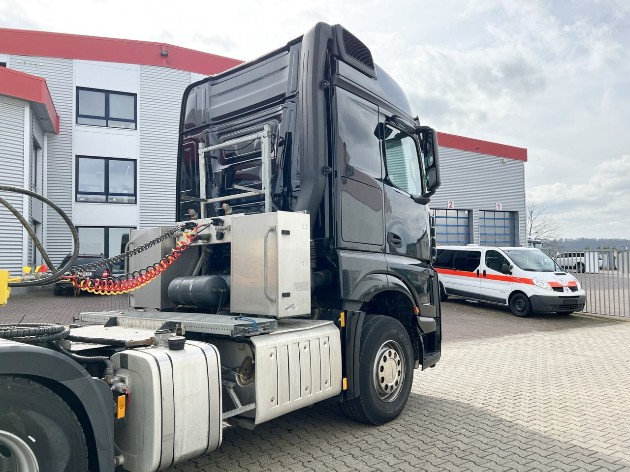 Mercedes-Benz Arocs 3358 LS 6x4 Arocs 3358 LS 6x4, StreamSpace, Turbo-Retarder-Kupplung, Kipphydraulik - Trekkvogn: bilde 5 Mercedes-Benz Arocs 3358 LS 6x4 Arocs 3358 LS 6x4, StreamSpace, Turbo-Retarder-Kupplung, Kipphydraulik - Trekkvogn: bilde 5