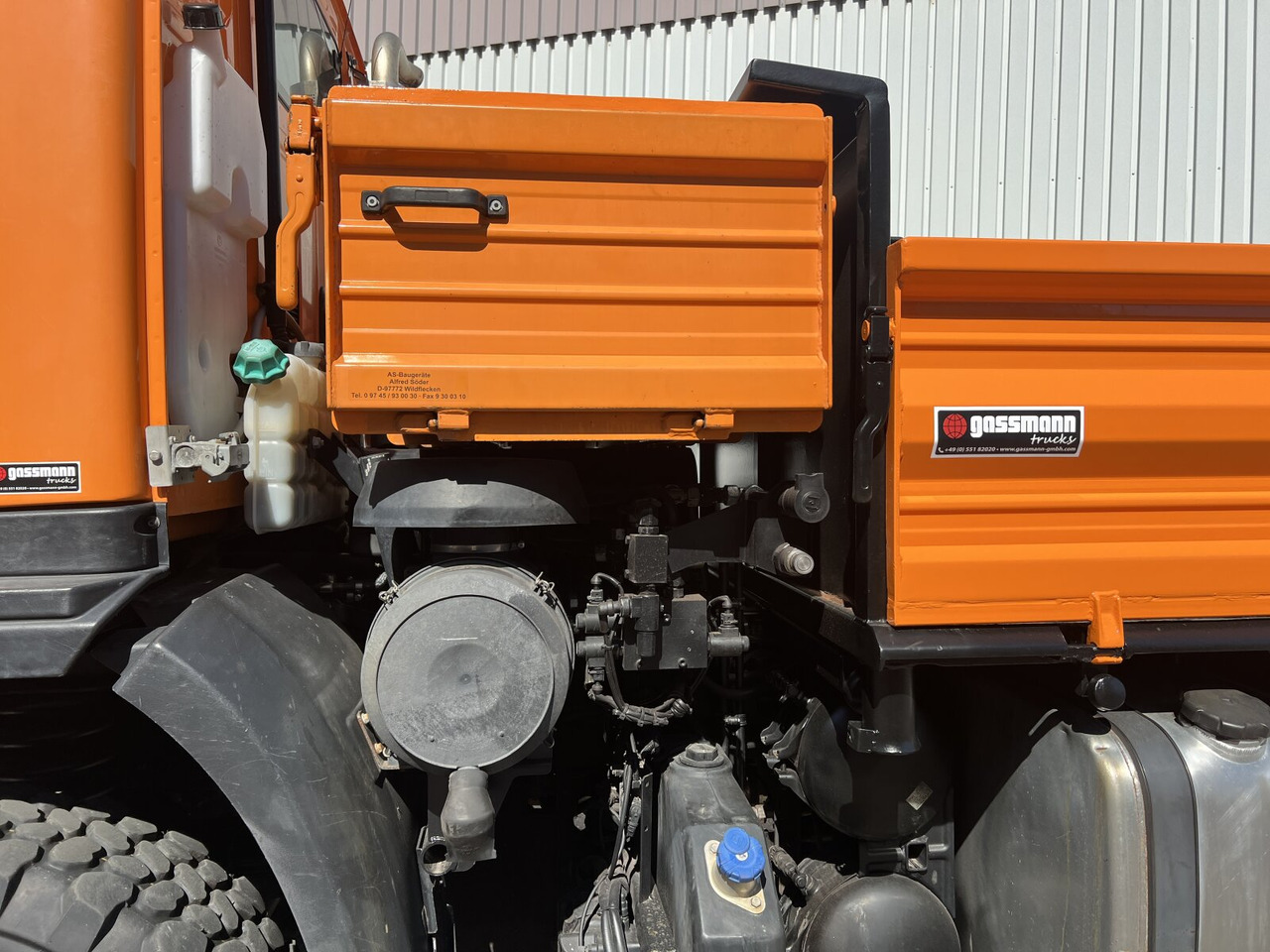 Unimog U 20 U405/70 4x4 U 20 U405/70 4x4, Kipper, Winterdienstplatte - Varebil: bilde 4 Unimog U 20 U405/70 4x4 U 20 U405/70 4x4, Kipper, Winterdienstplatte - Varebil: bilde 4