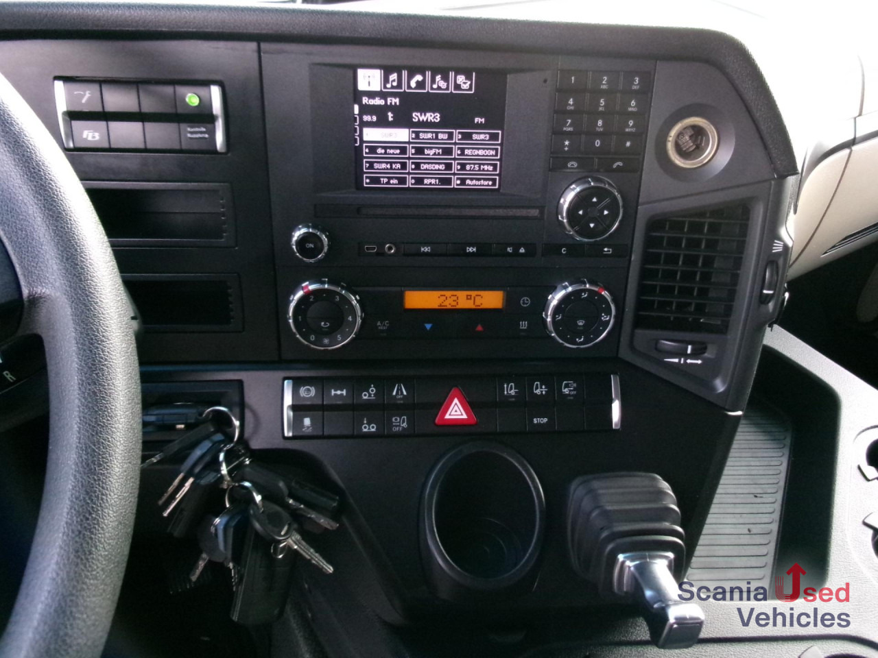 MERCEDES-BENZ MB Actros 2533L Volumen - Kapellbil: bilde 2 MERCEDES-BENZ MB Actros 2533L Volumen - Kapellbil: bilde 2