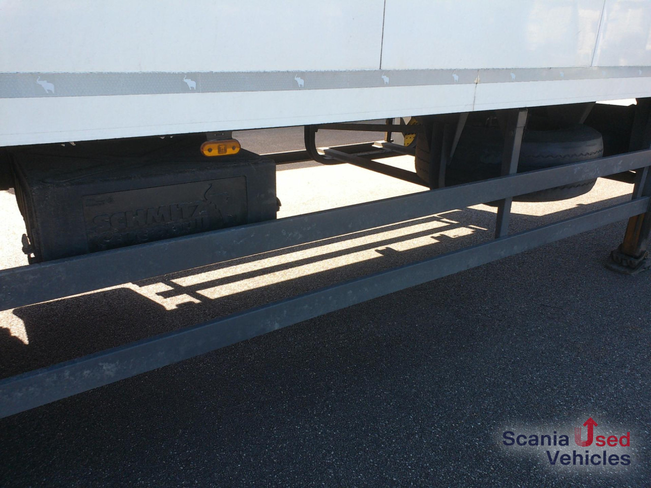 SCHMITZ FD-Aufbau m. Carrier Vector 1550 nur 5516 h - Kjølesemi: bilde 5 SCHMITZ FD-Aufbau m. Carrier Vector 1550 nur 5516 h - Kjølesemi: bilde 5